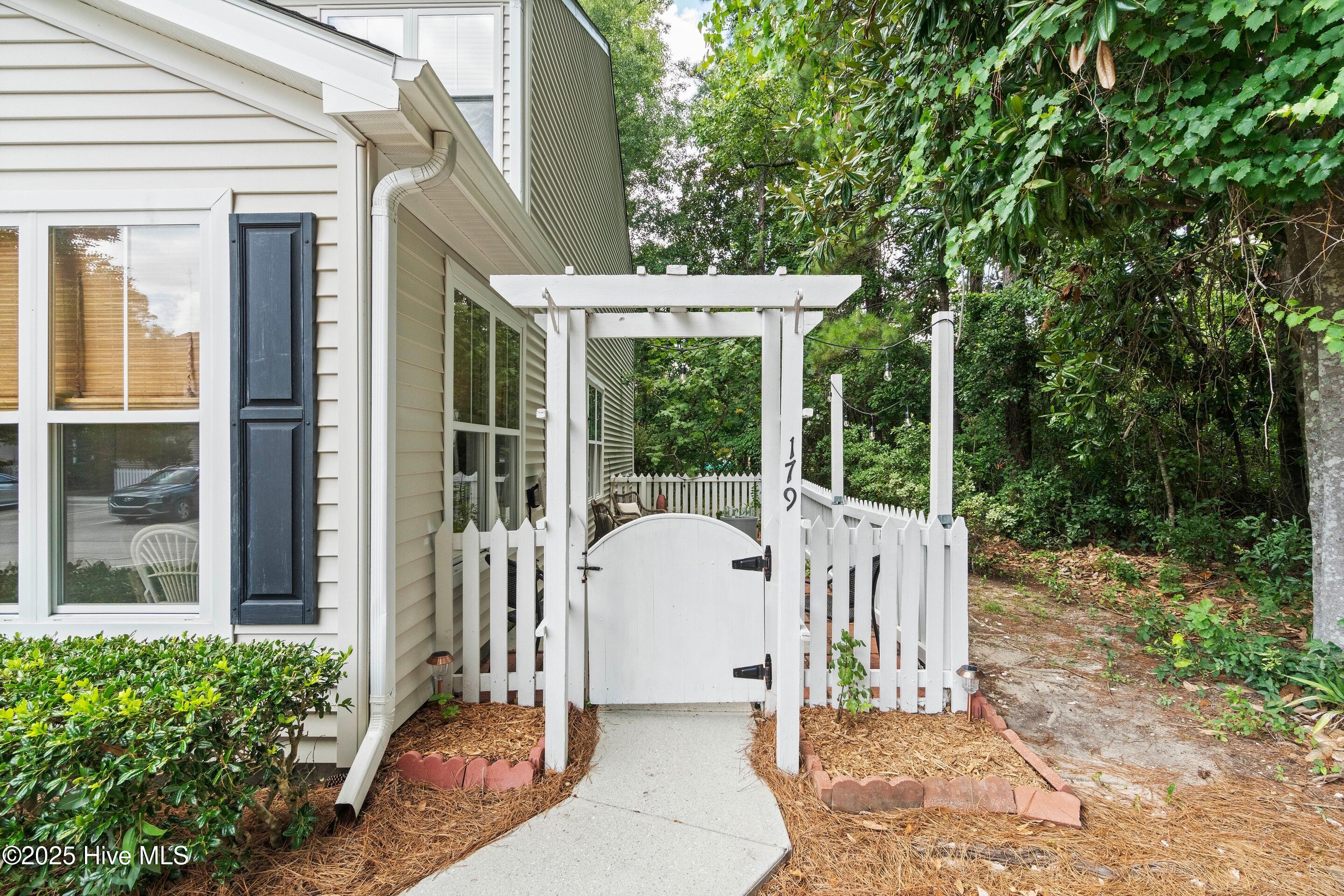 5813 Wrightsville Avenue Apt 179 Property Photo 3