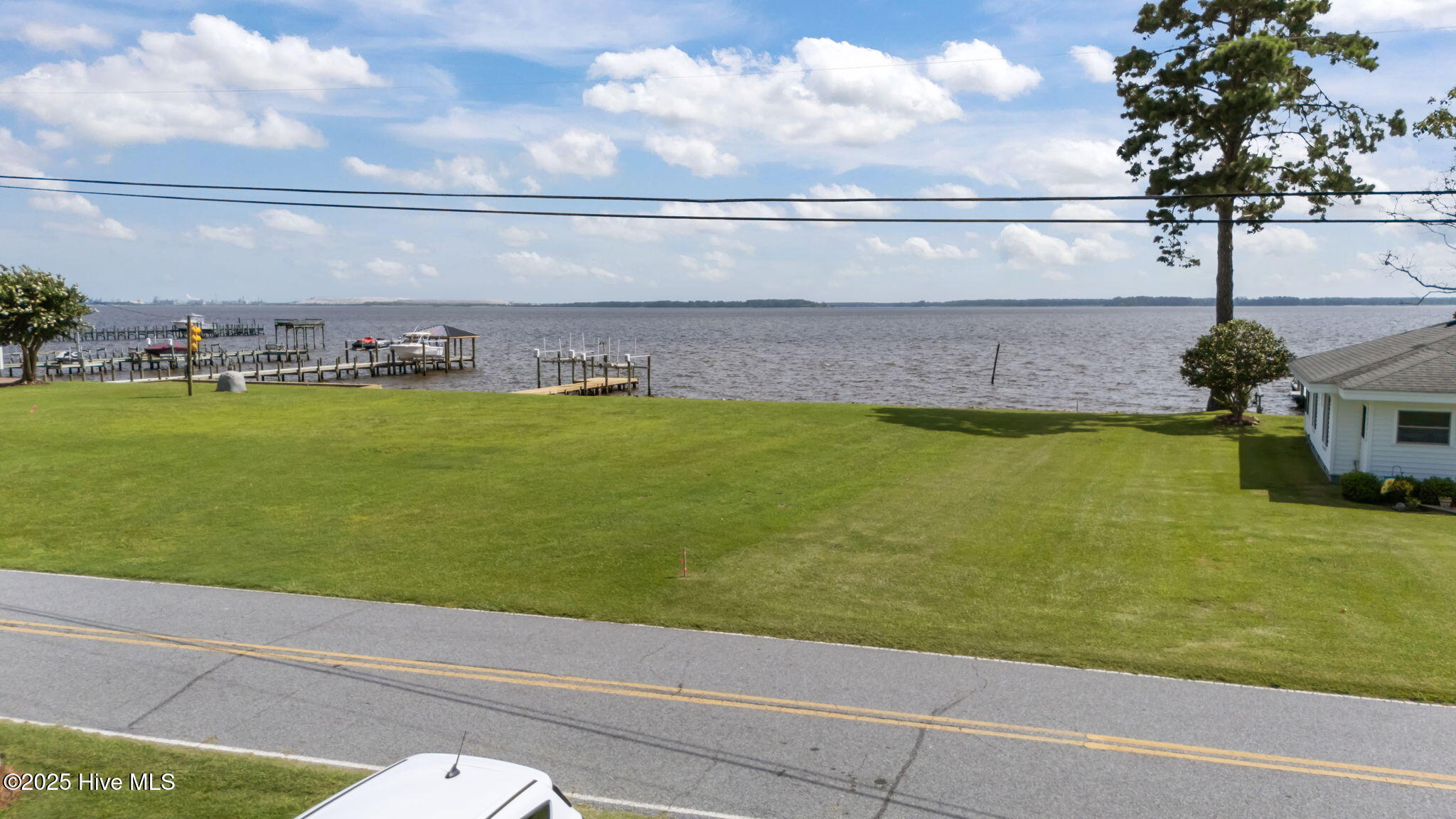 1741 Bayview Road Property Photo 7
