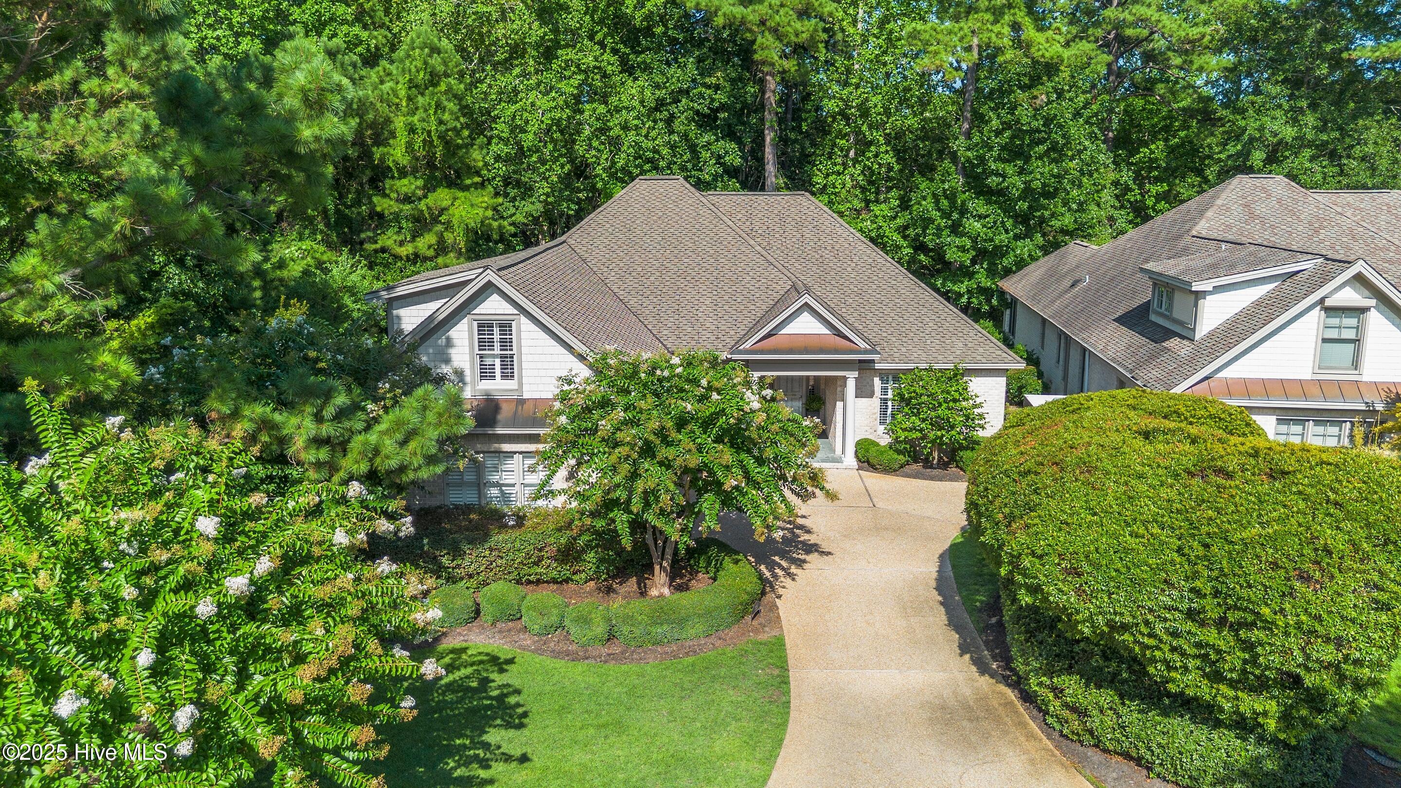 7125 Saybrook Drive Property Photo 4