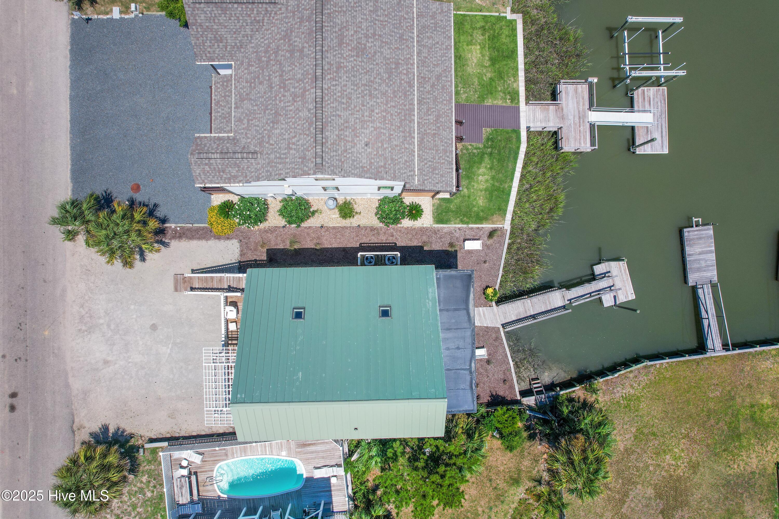 108 Tarpon Drive Property Photo 45