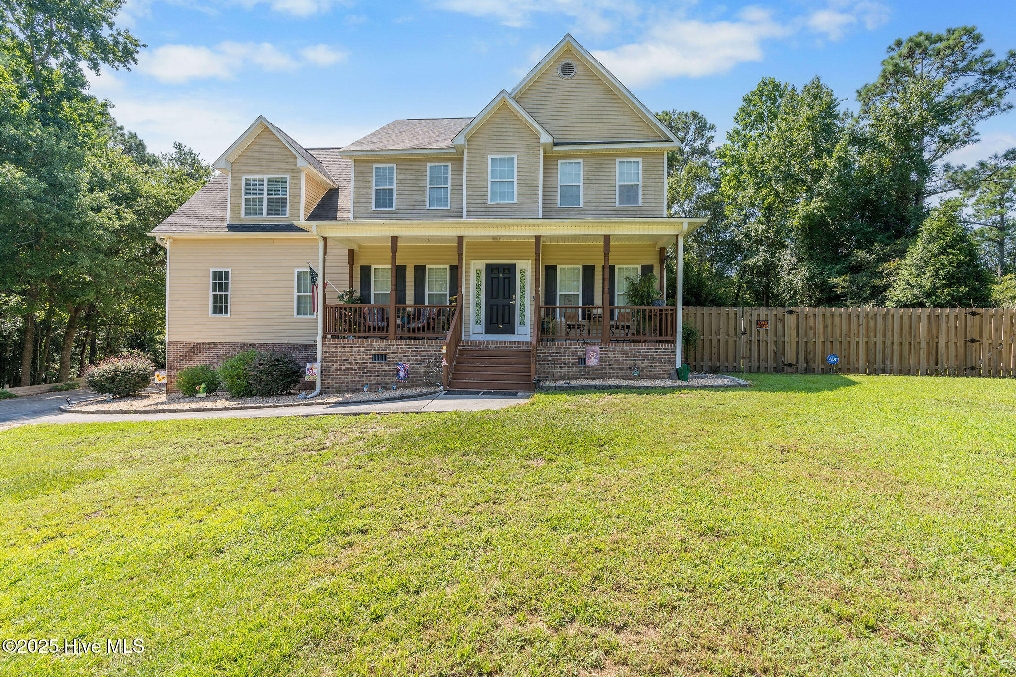 288 Morgan Cove Drive Property Photo 1