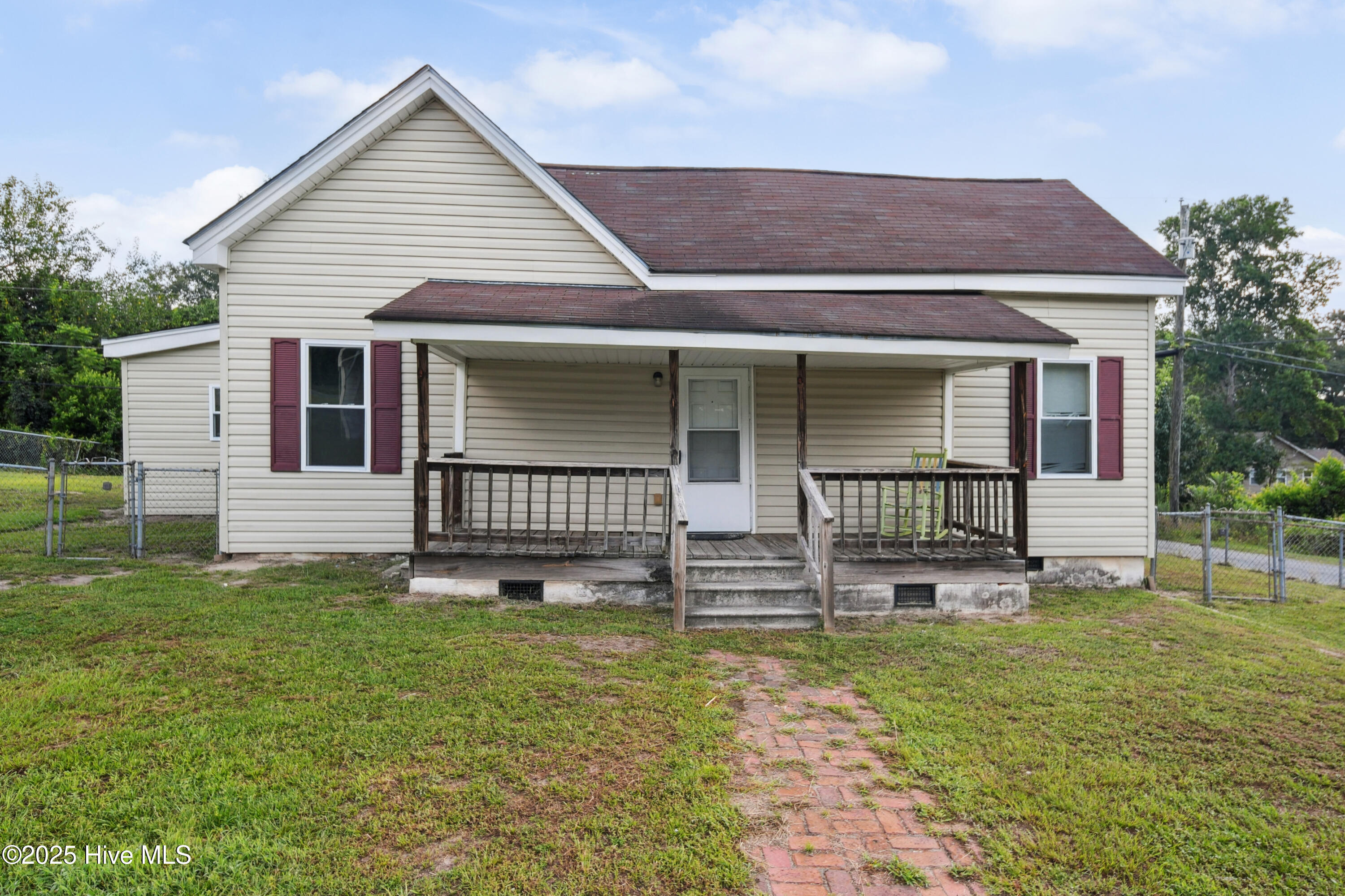 106 Safie Third Street Property Photo 1