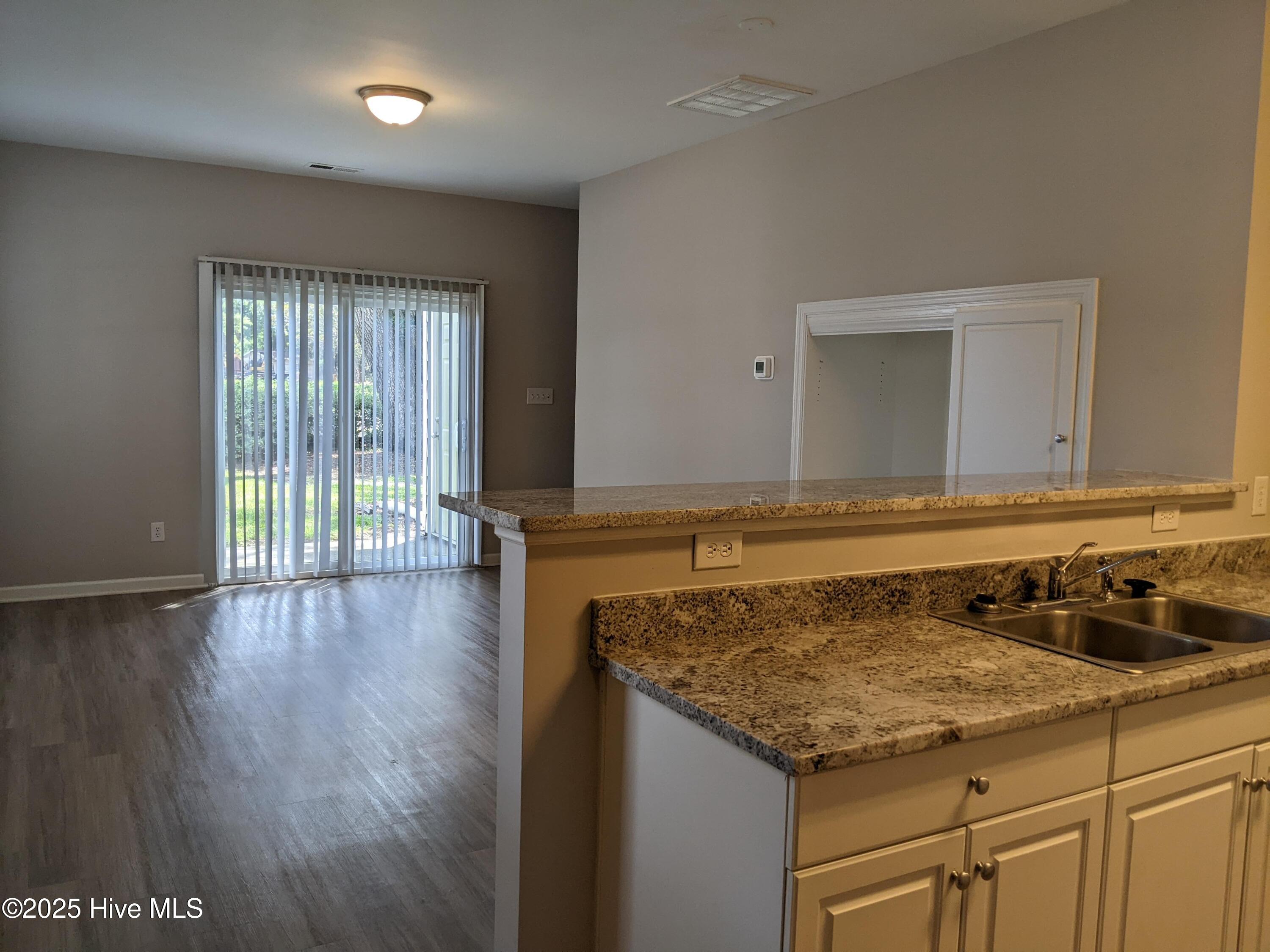 5634 Juneberry Court Property Photo 4
