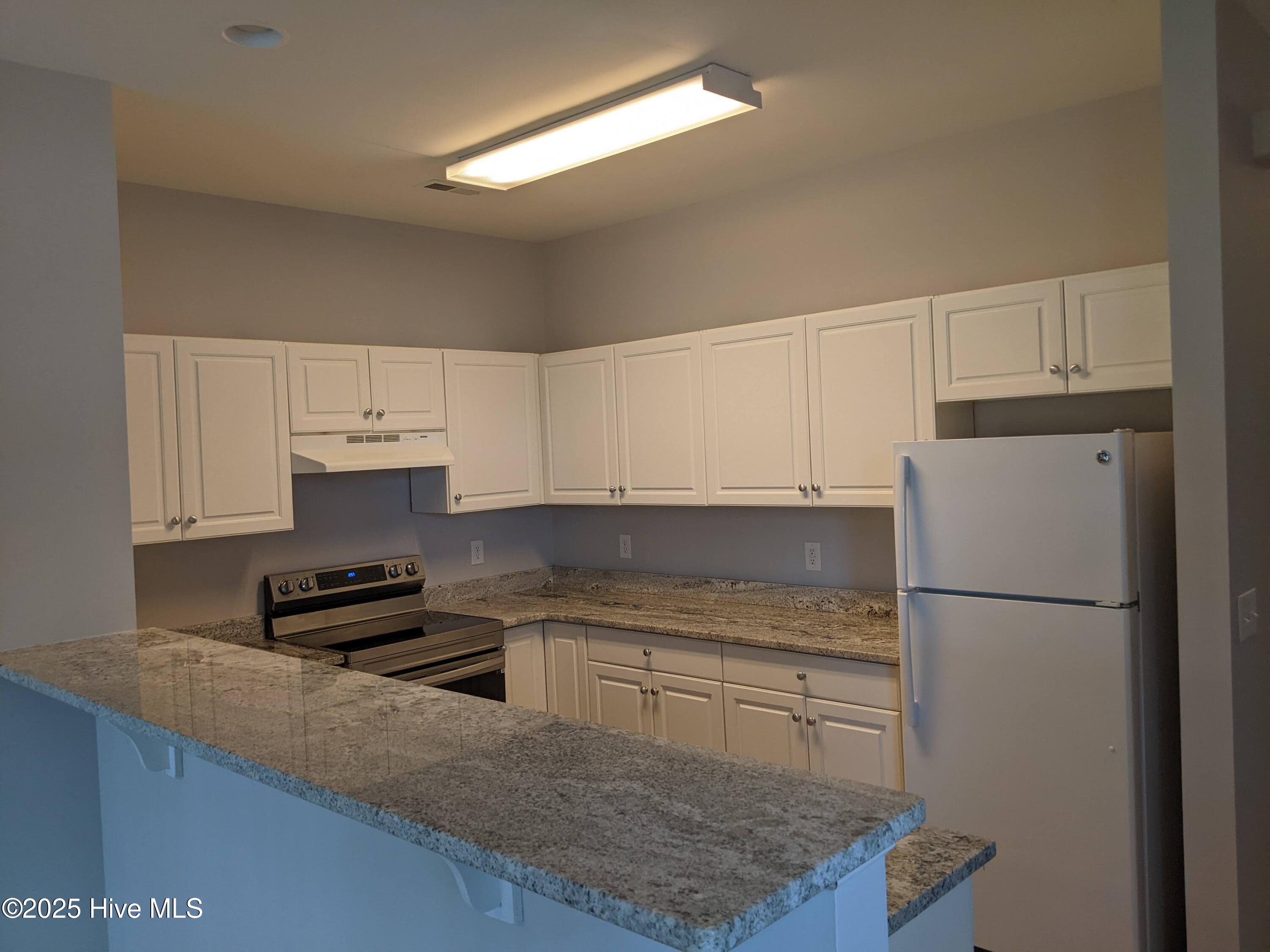 5634 Juneberry Court Property Photo 6