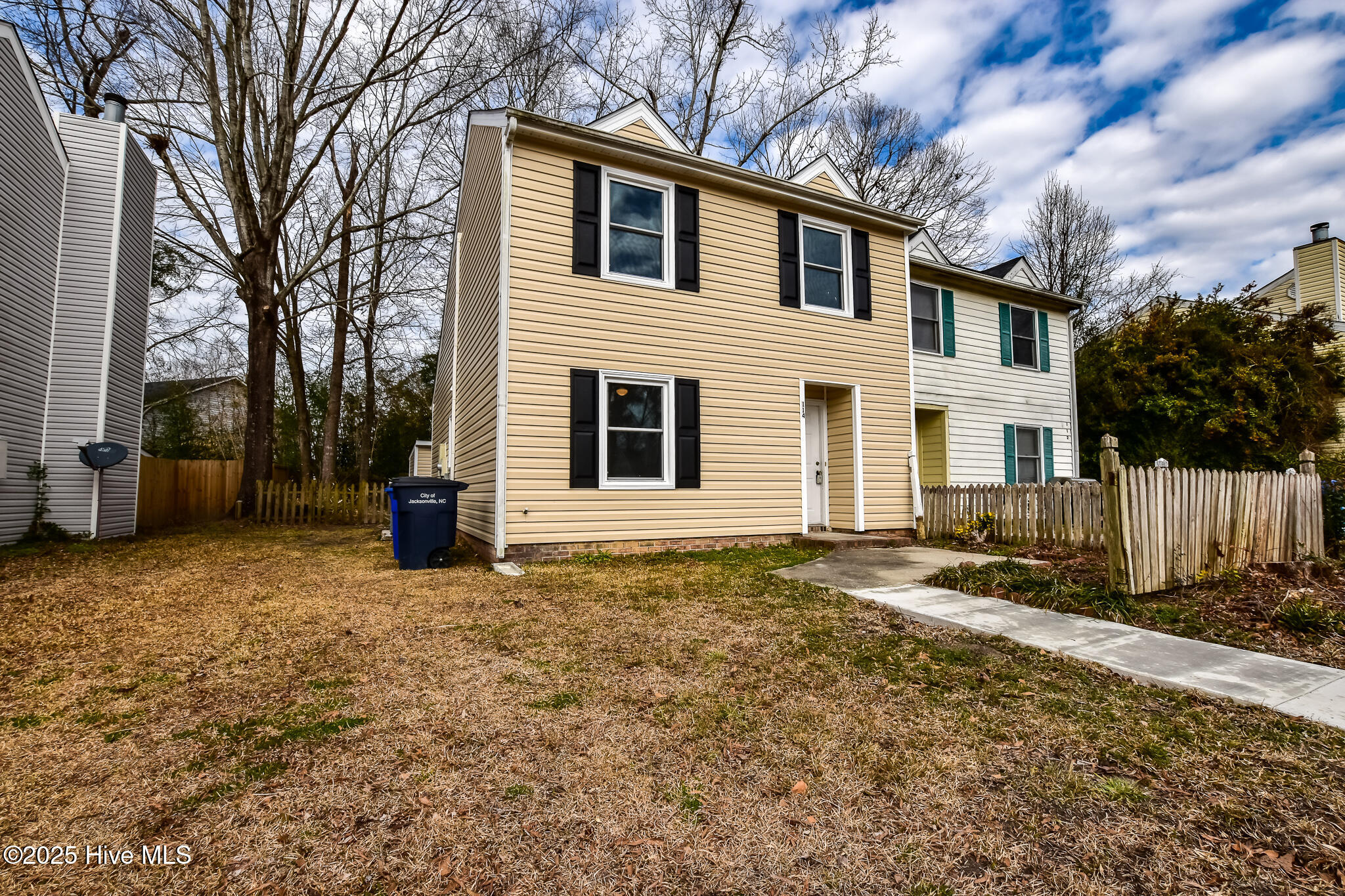 114 Greenford Place Property Photo 1