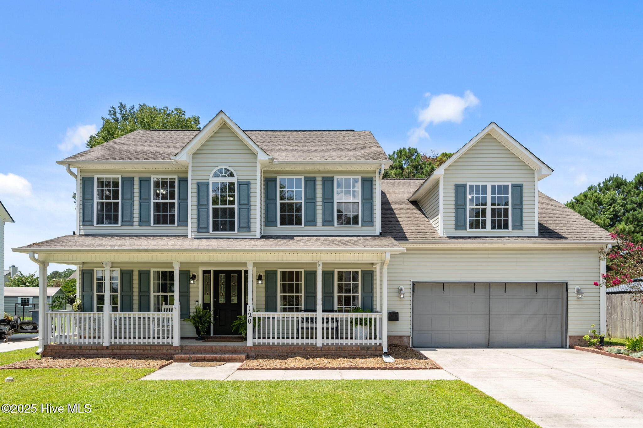 120 Birdie Court Property Photo 1