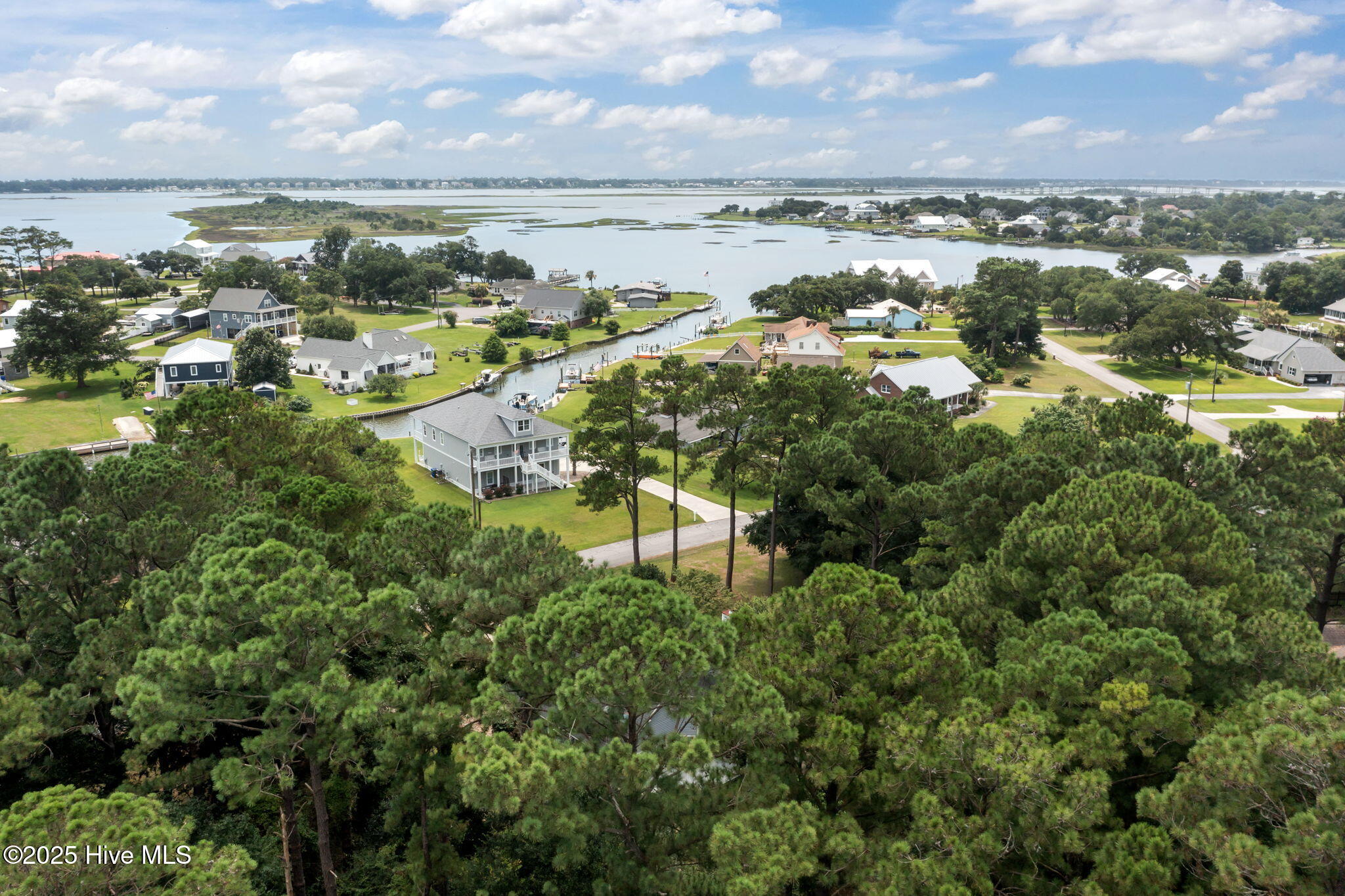 206 Channel Drive Property Photo 1