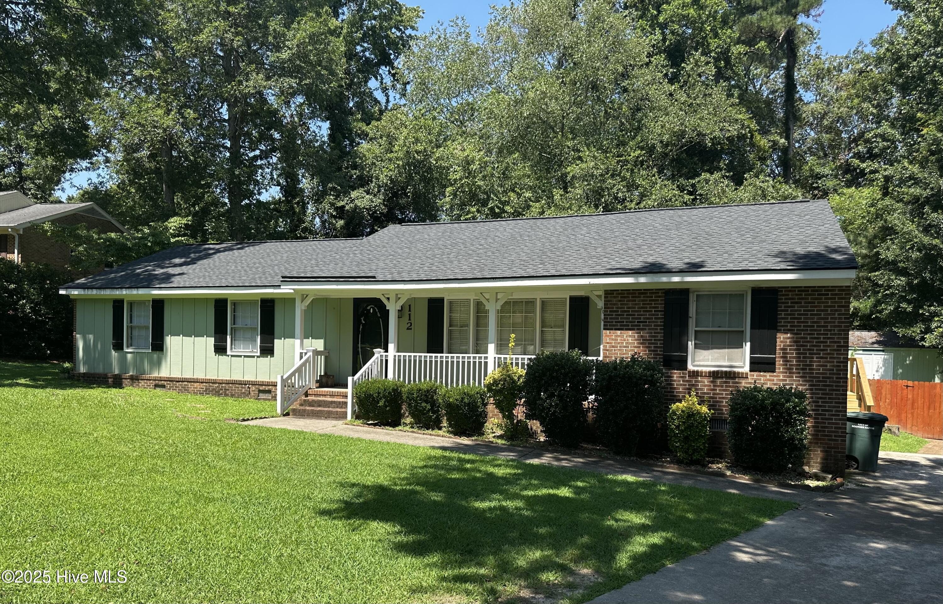 112 Mina Drive