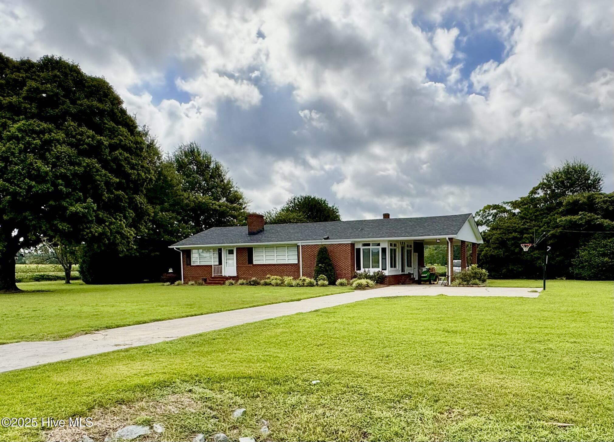 4877 Watering Pond Road Property Photo 1