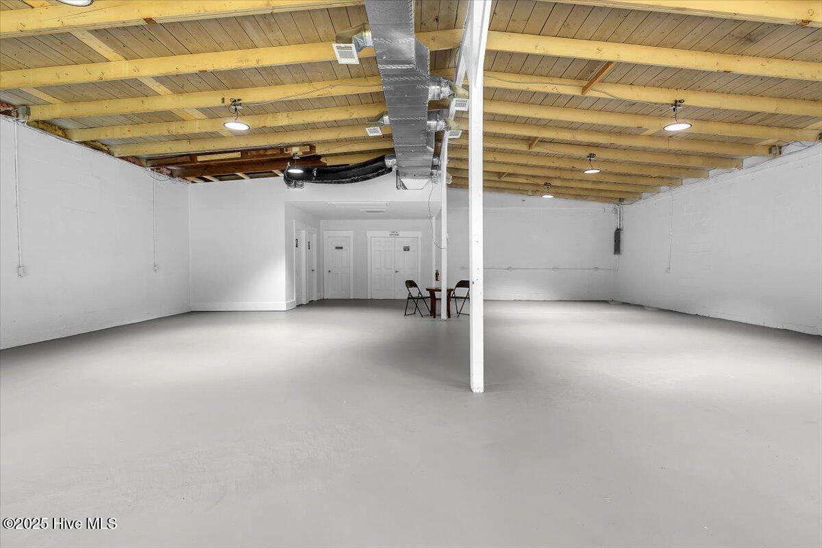 714 Washington Street Property Photo 10