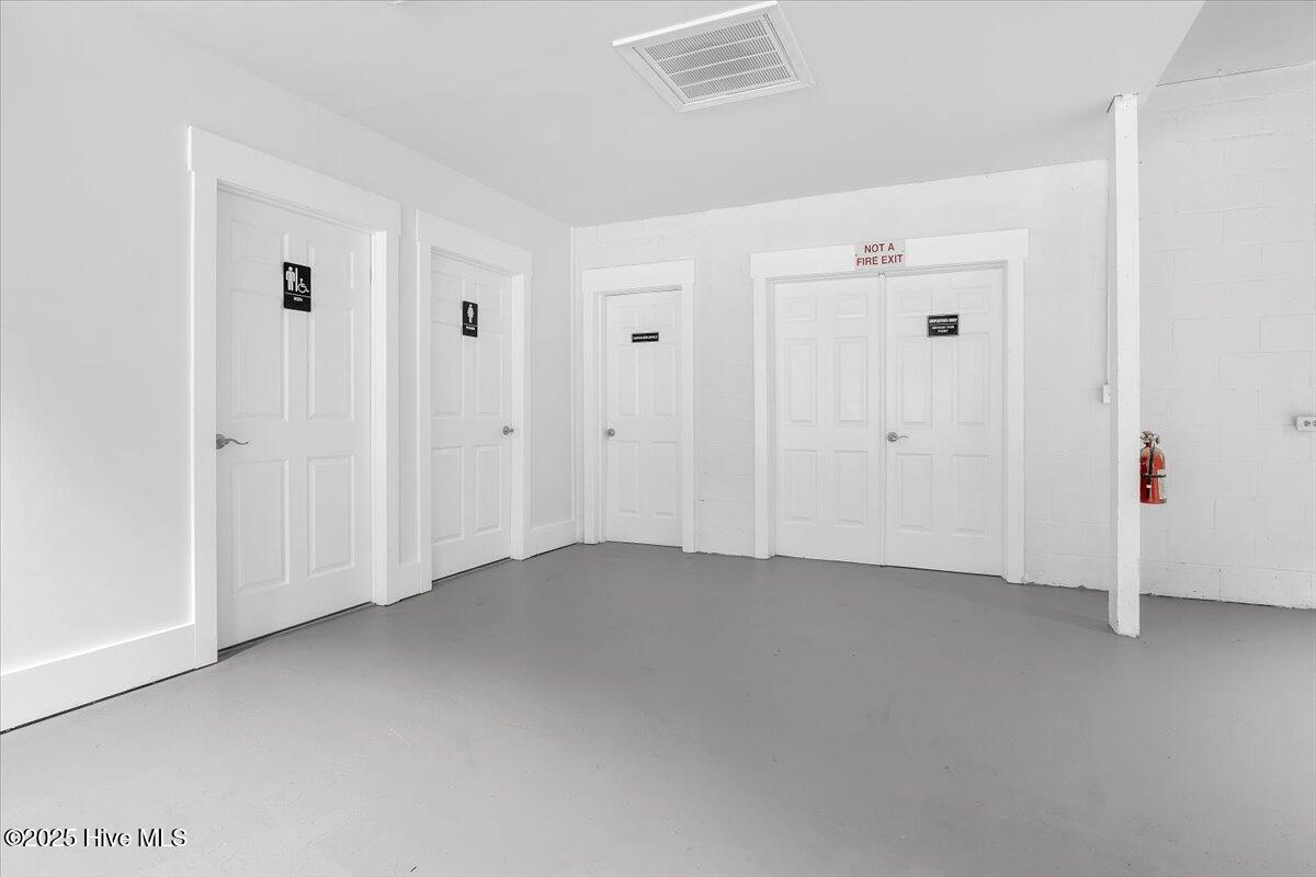 714 Washington Street Property Photo 14