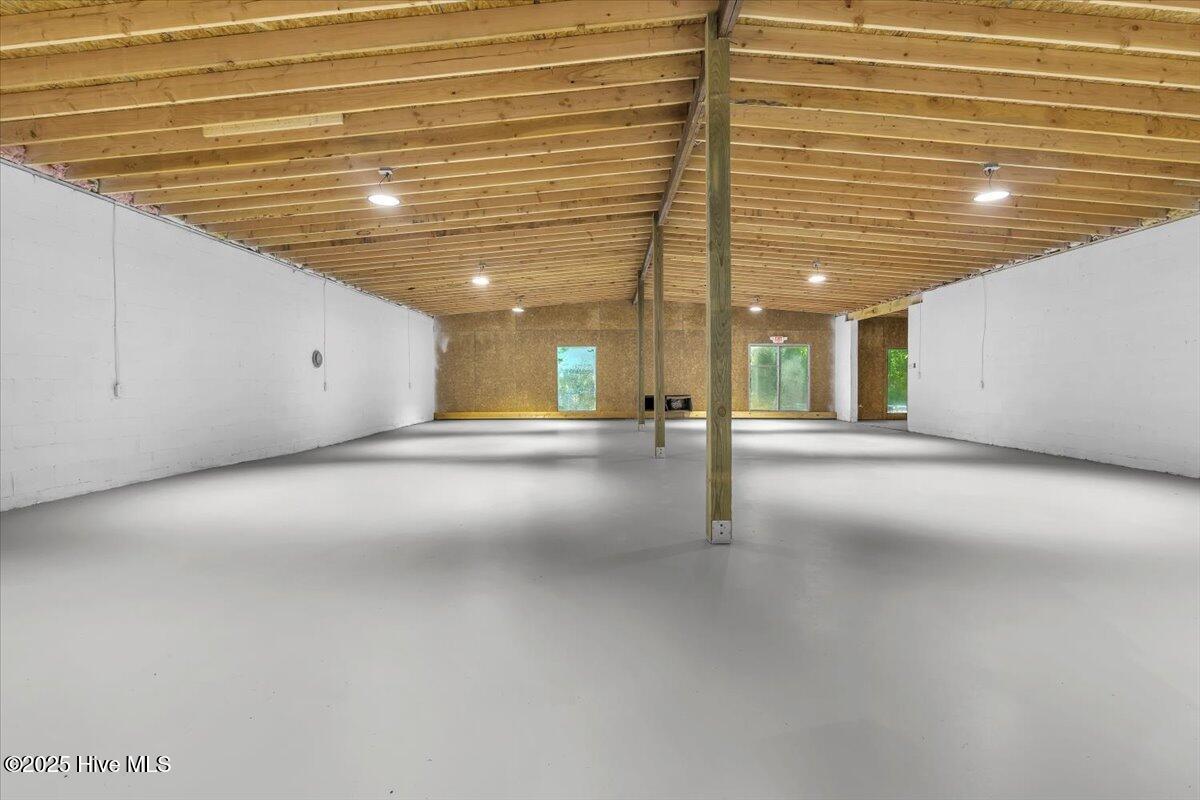 714 Washington Street Property Photo 27