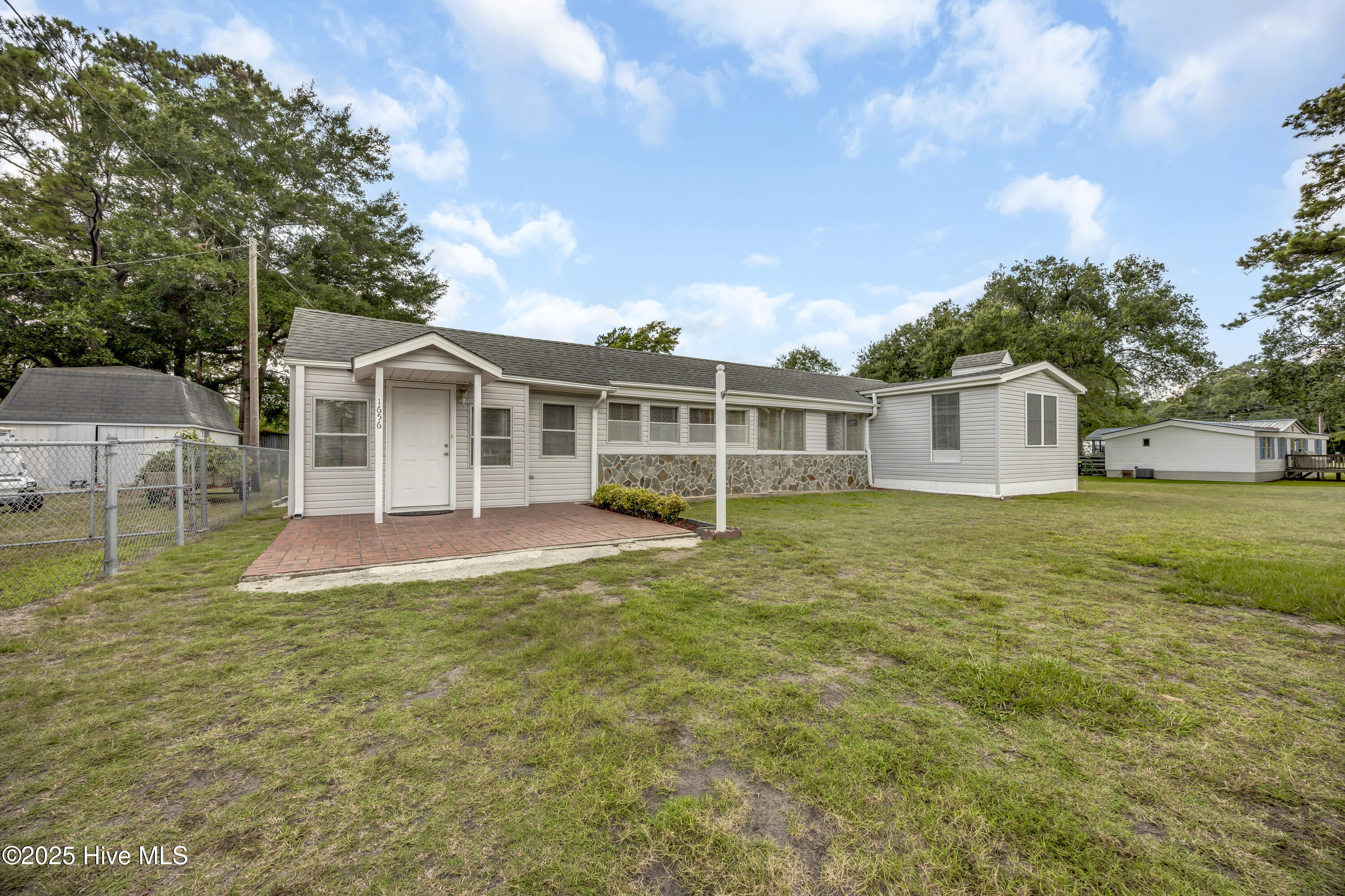 1656 Seagull Way Property Photo 1