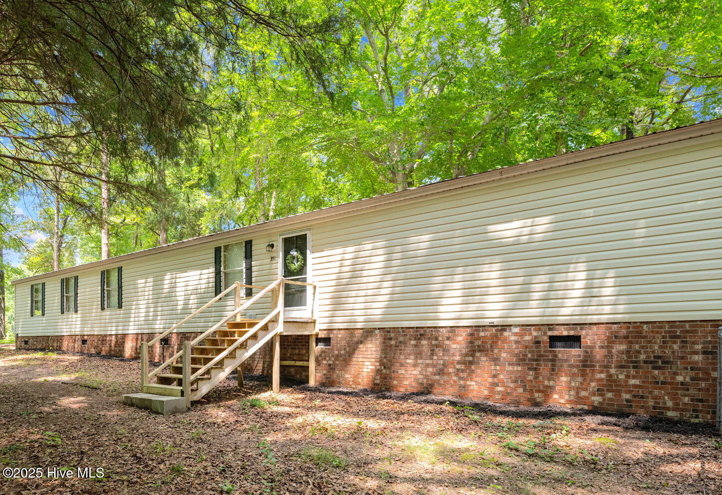 351 Dover Road Property Photo 1