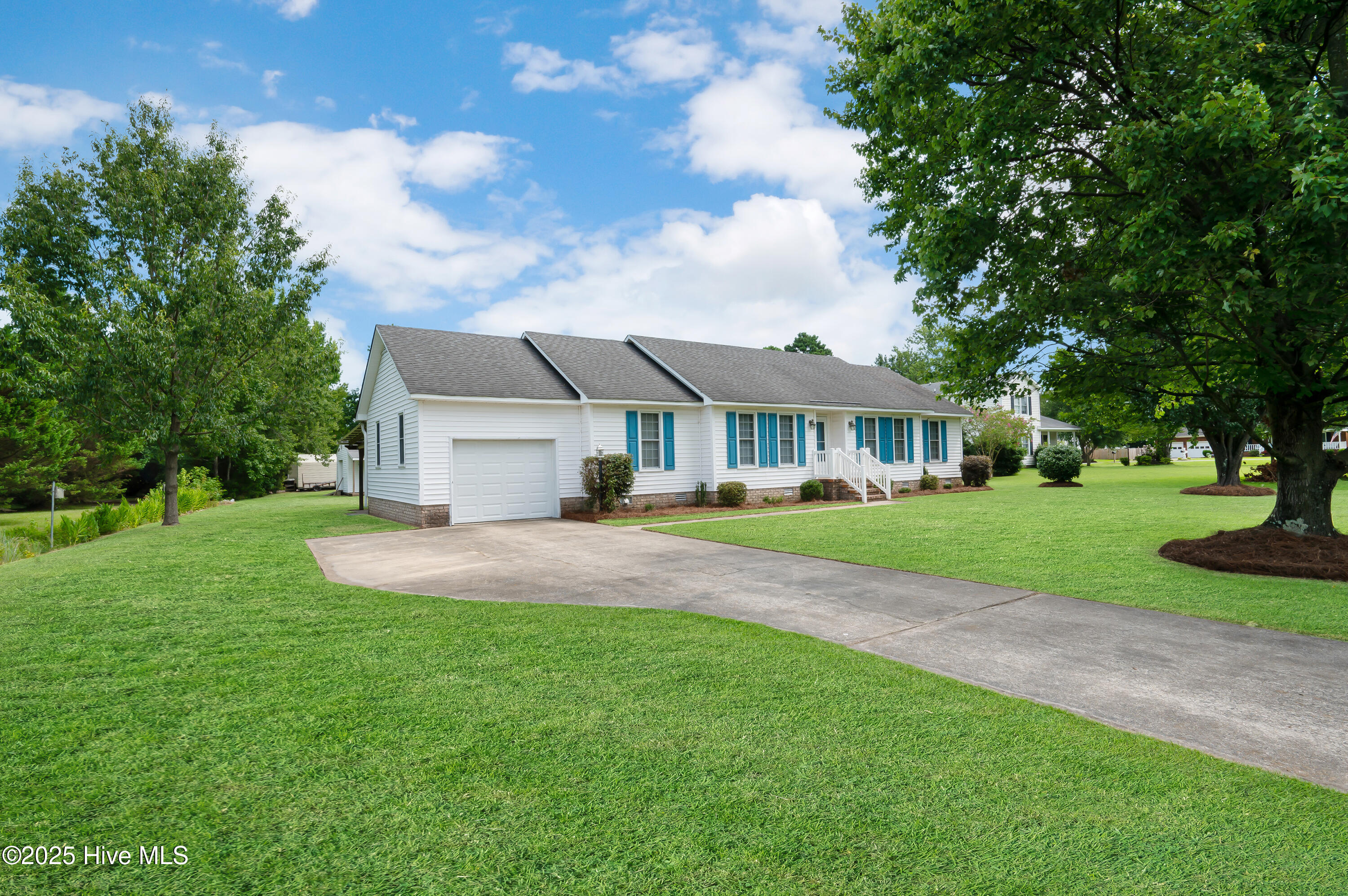 2249 B Stokes Road Property Photo 1
