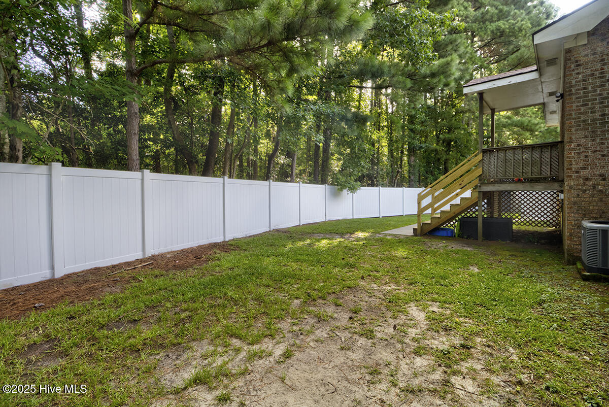 106 Yulan Drive Property Photo 15
