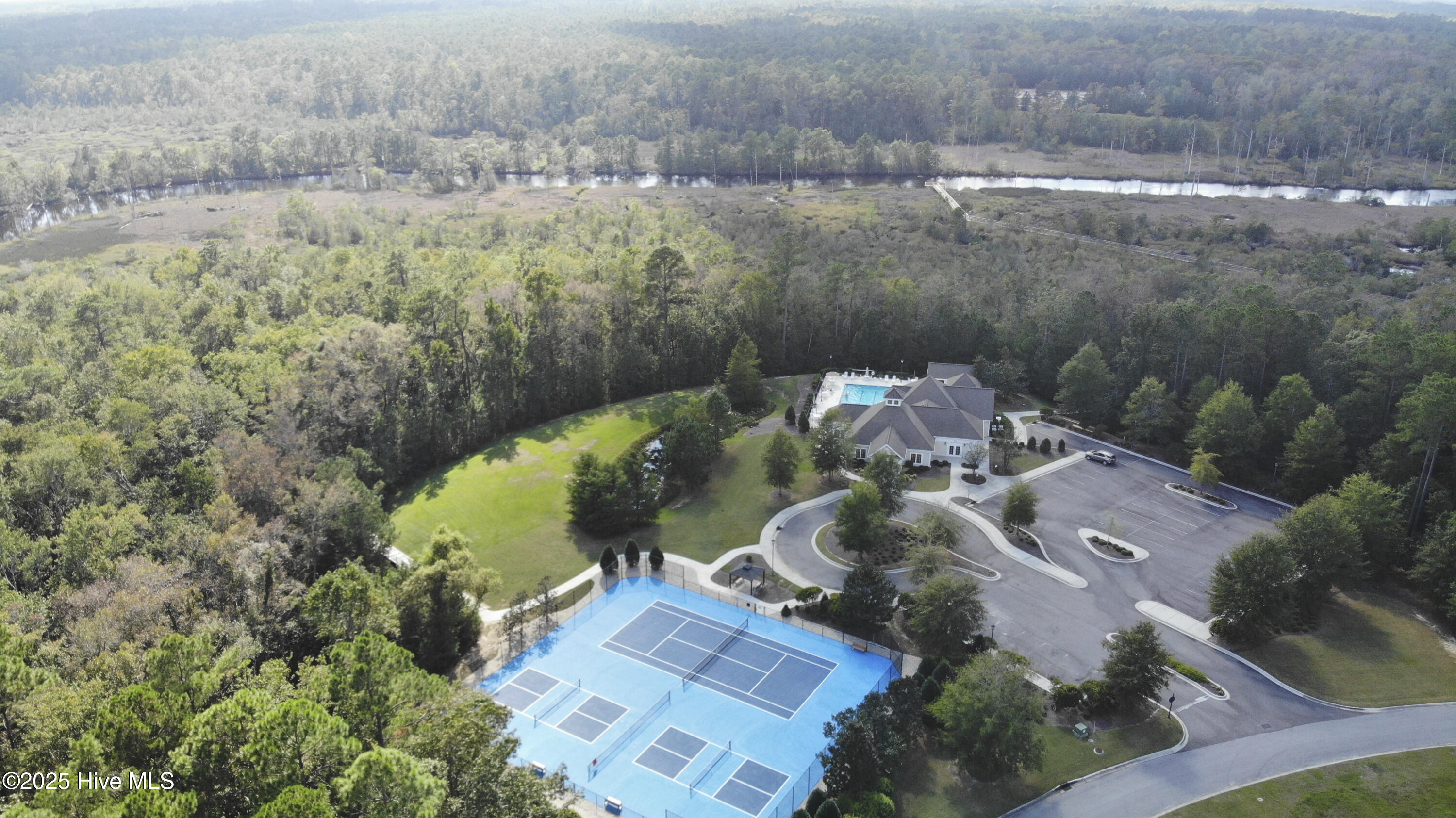 990 Ashburton Road Property Photo 4