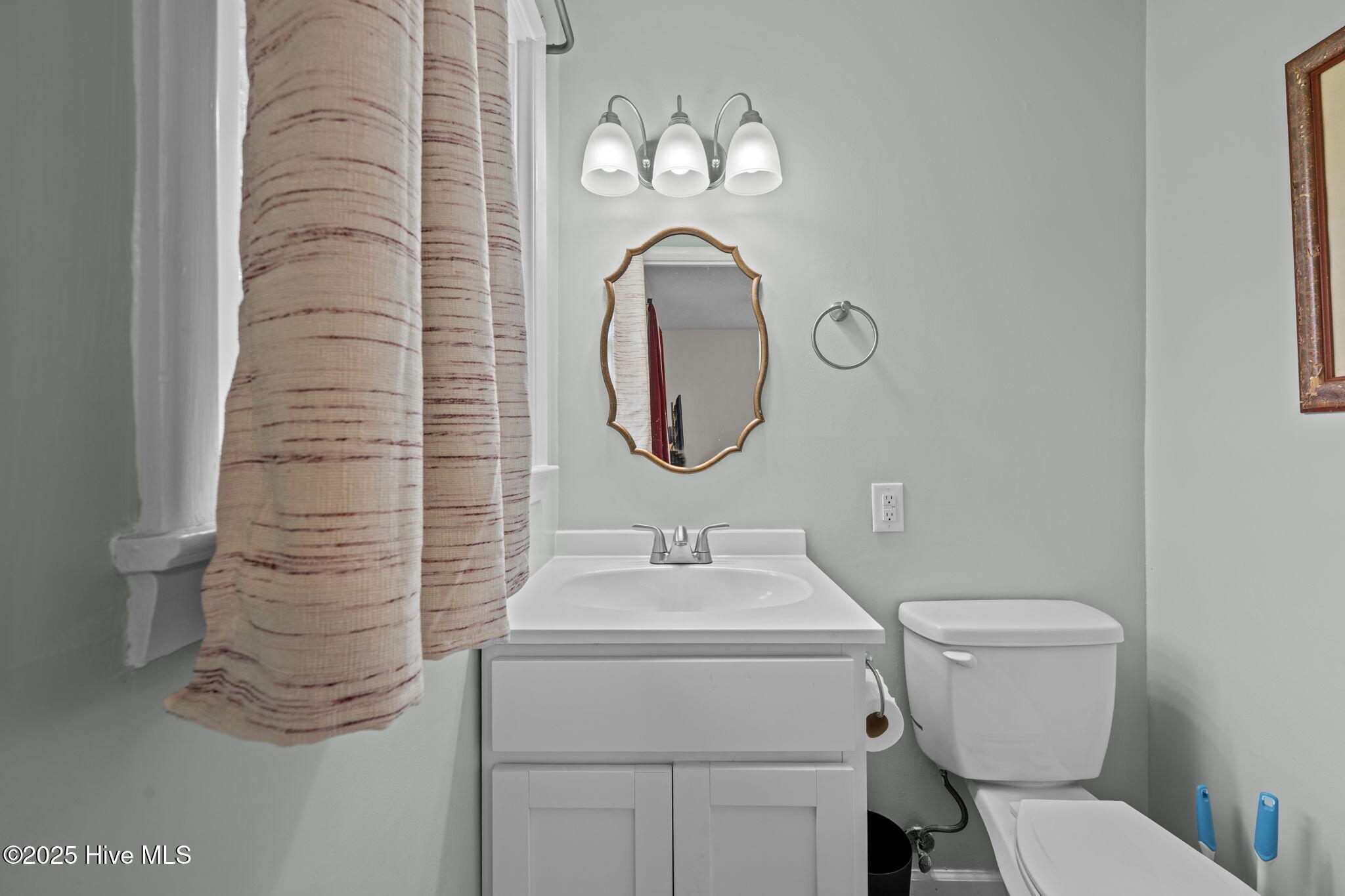 205 Forest View Drive Property Photo 8
