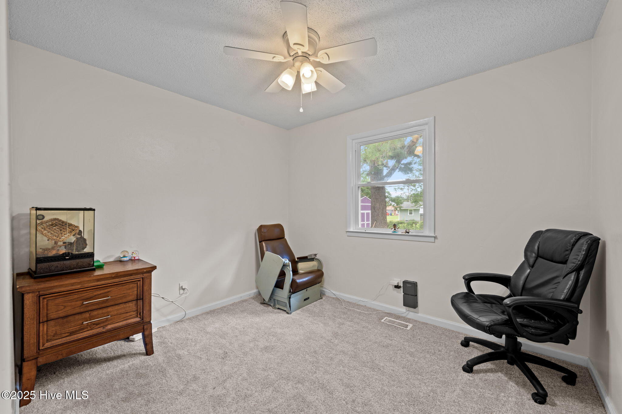 205 Forest View Drive Property Photo 12