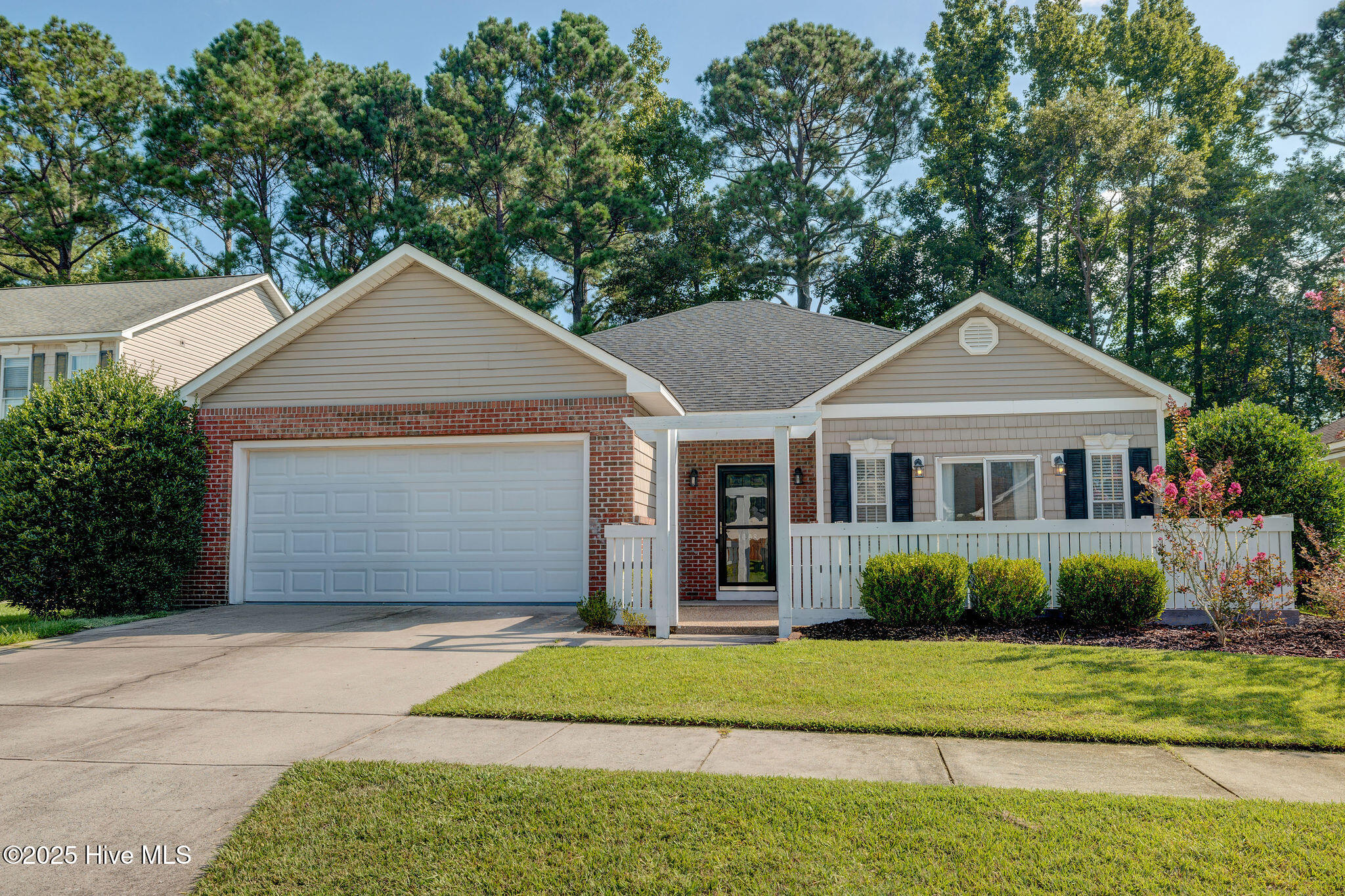 1008 Lake Norman Lane Property Photo 1