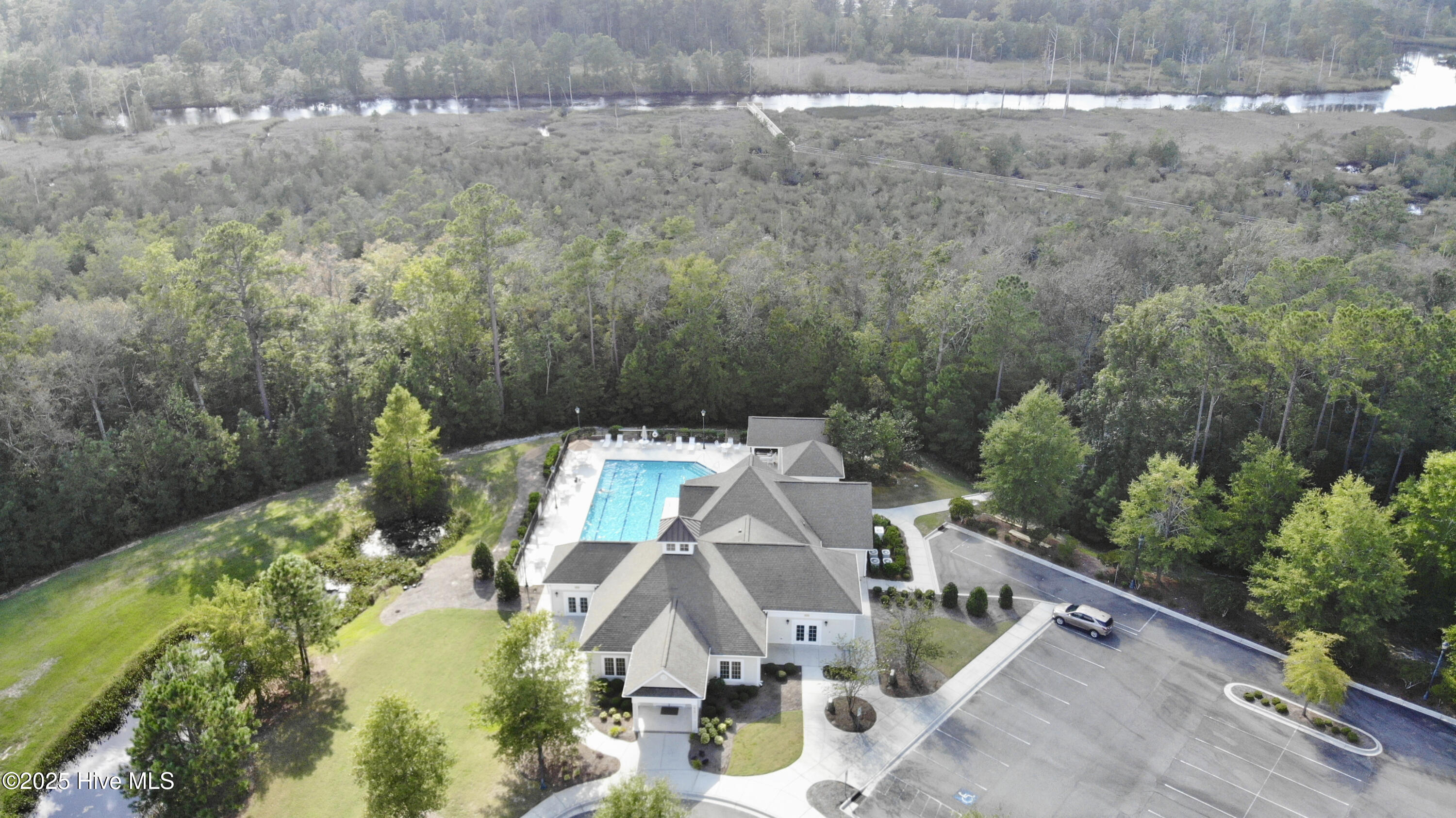 465 28 Shiloh Lane SE Property Photo 1