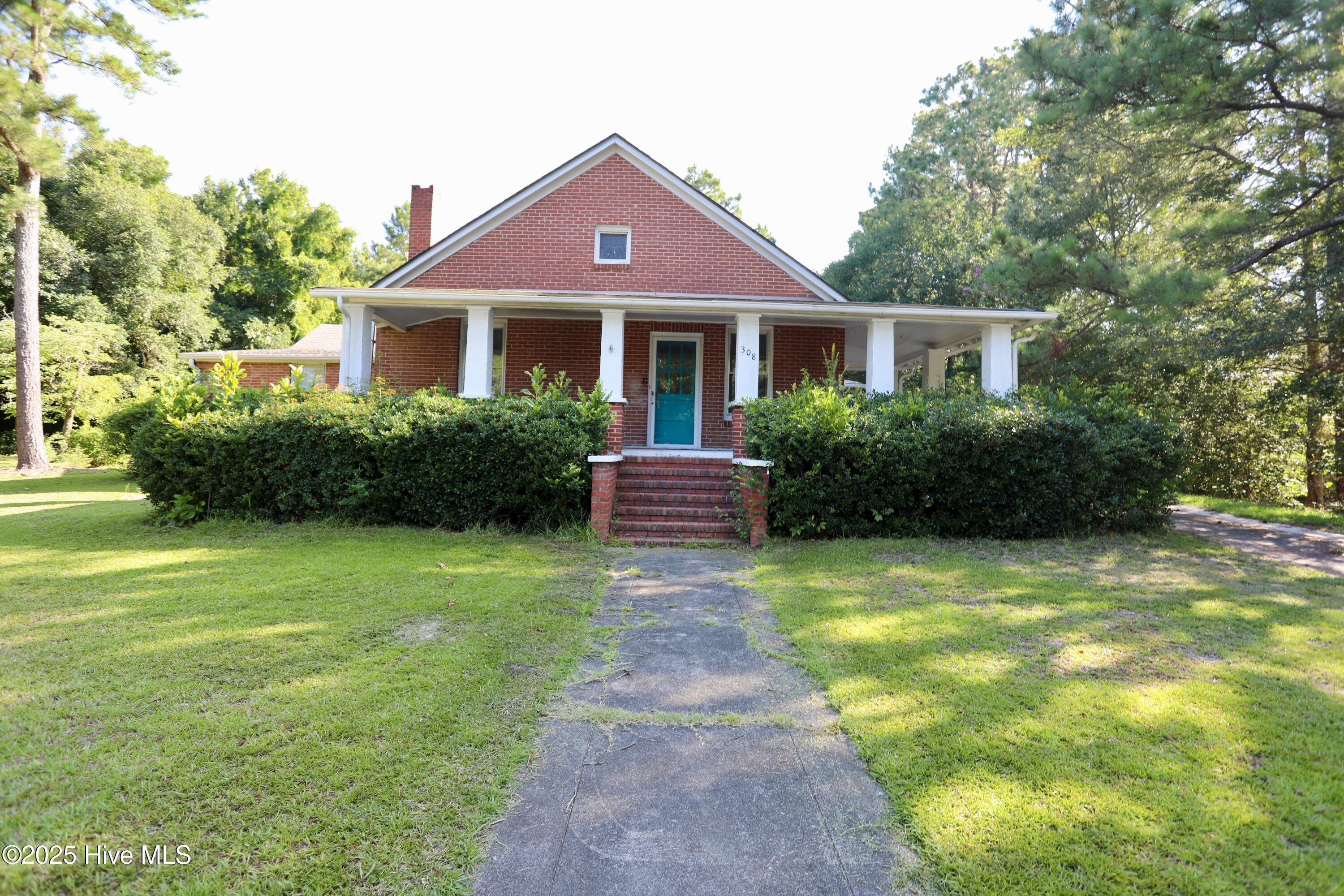 308 Summit Street Property Photo 1
