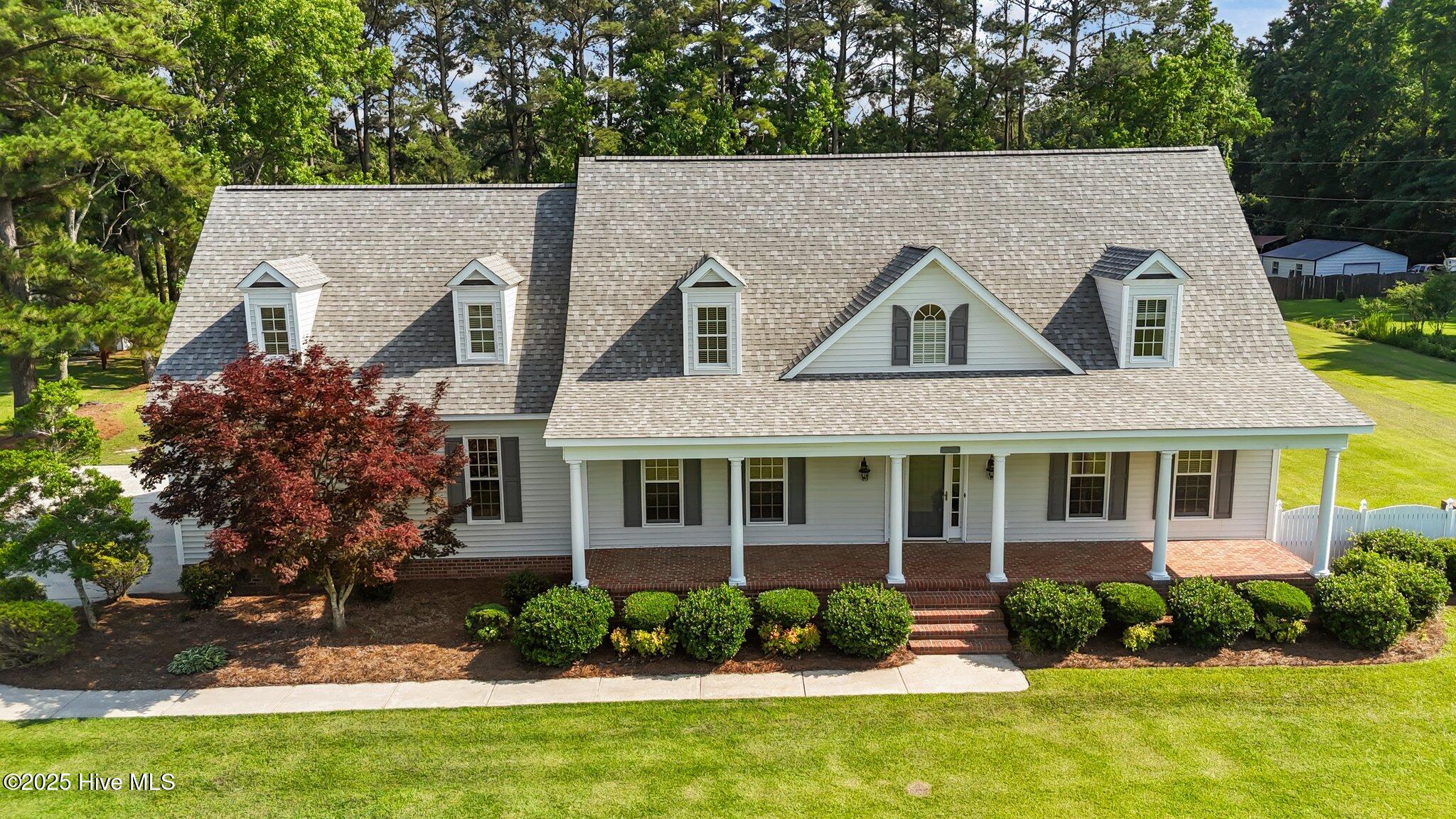 2300 B Stokes Road Property Photo 1