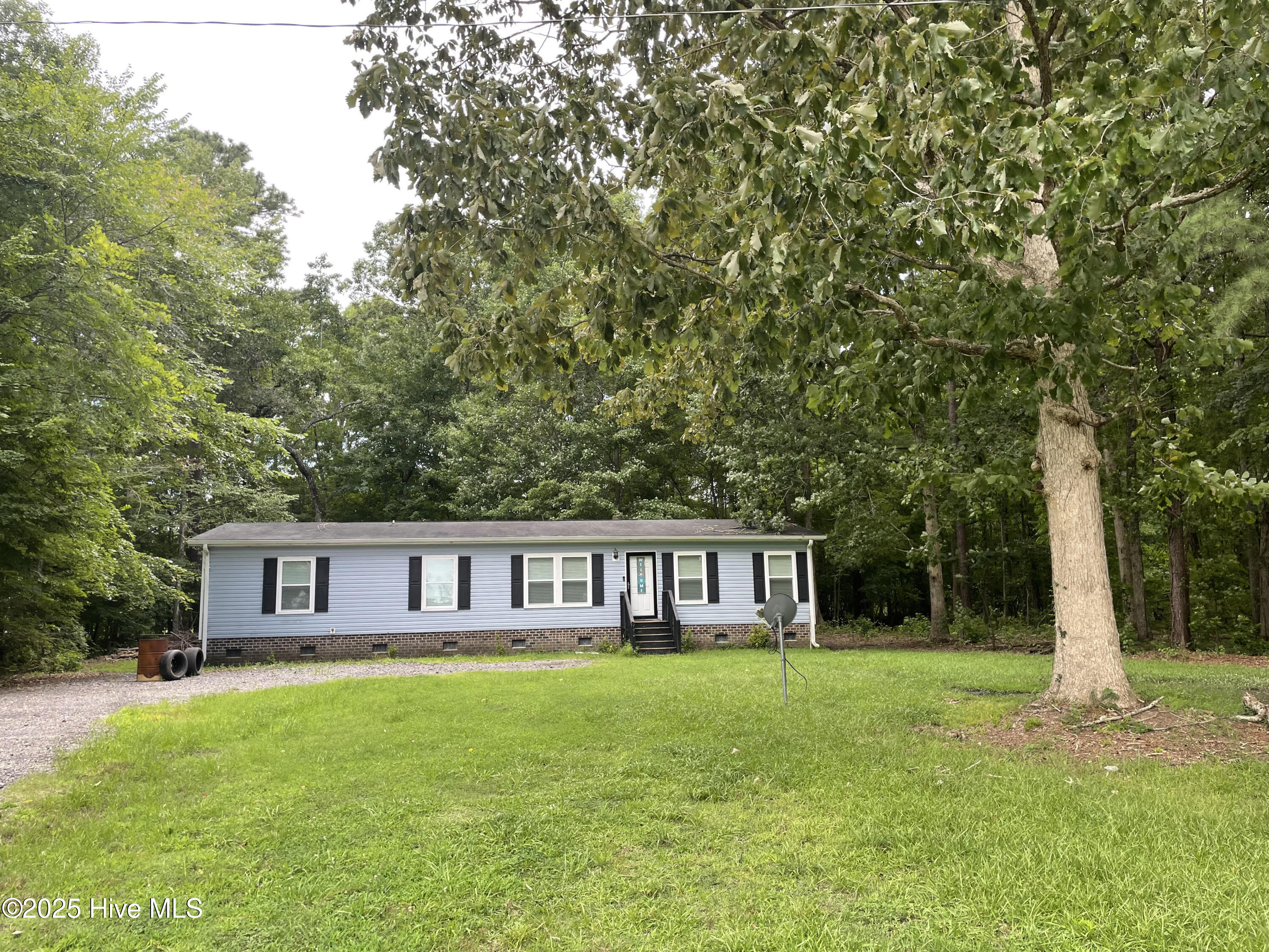 994 Snug Harbor Road Property Photo 1