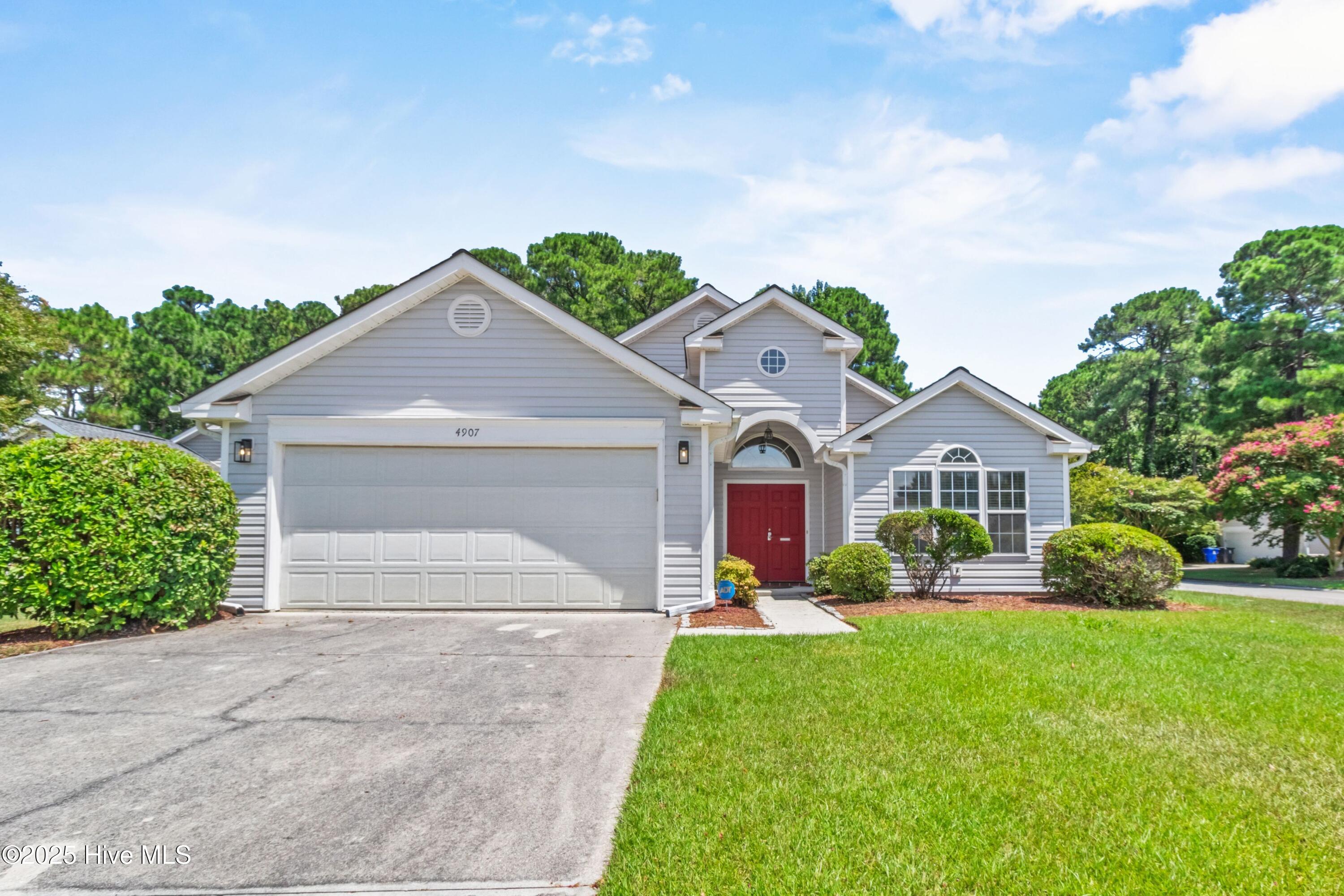 4907 Merlot Court Property Photo 1