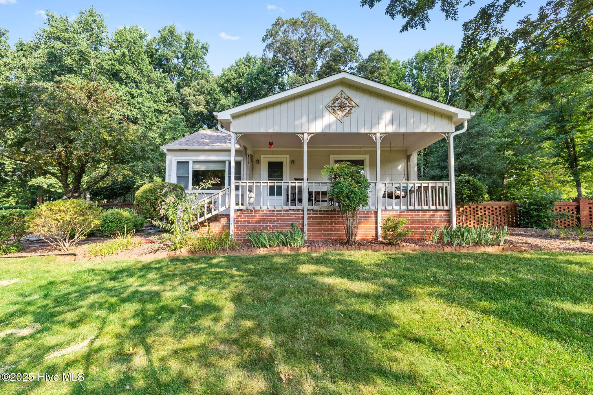 4220 Hickory Highway Property Photo 1