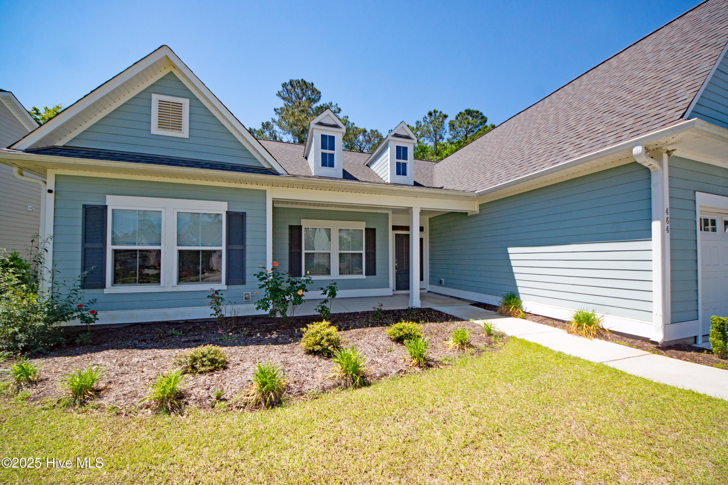 464 Beaumont Oaks Drive Property Photo 4