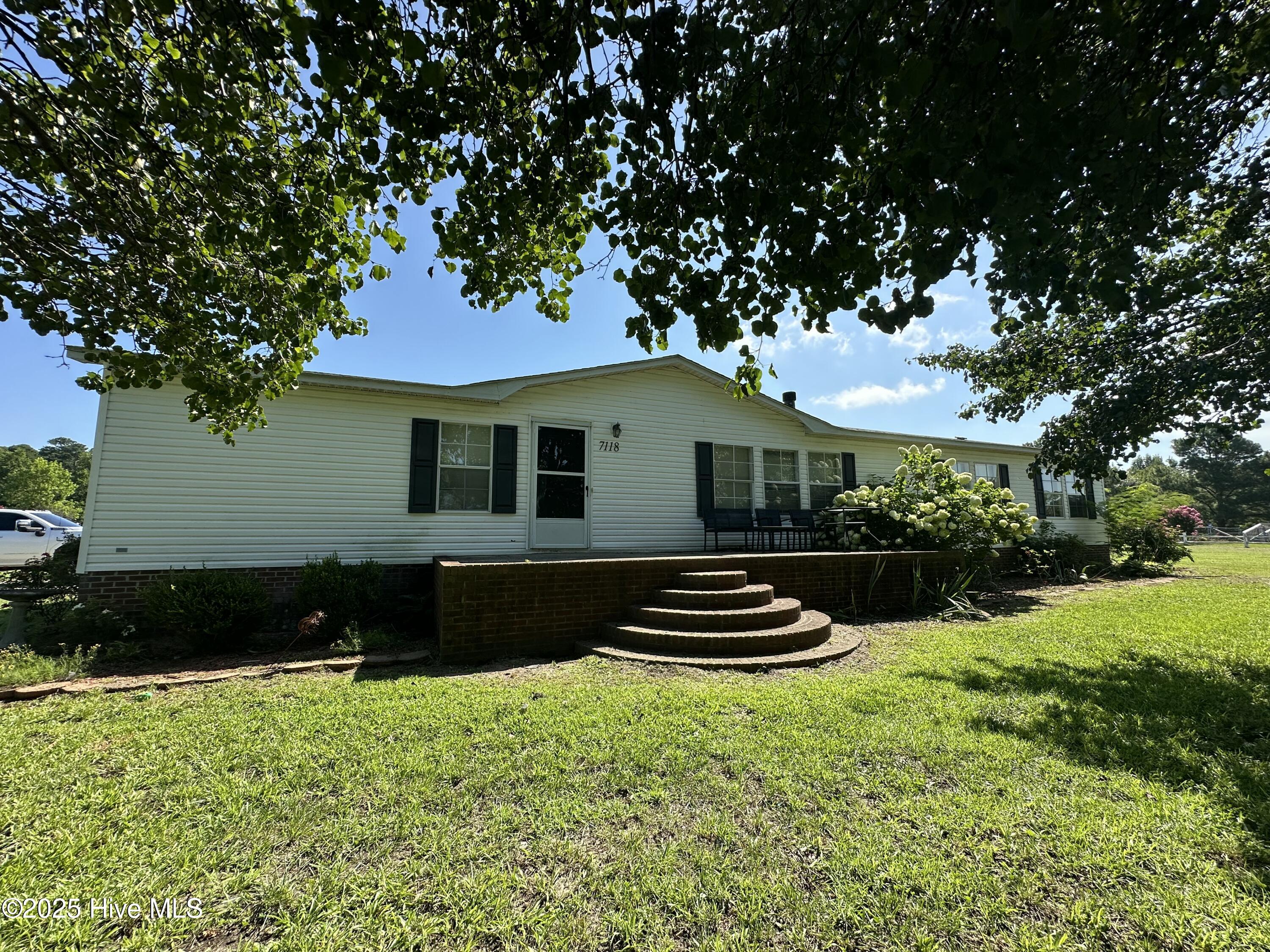 7118 Green Forest Road Property Photo 1