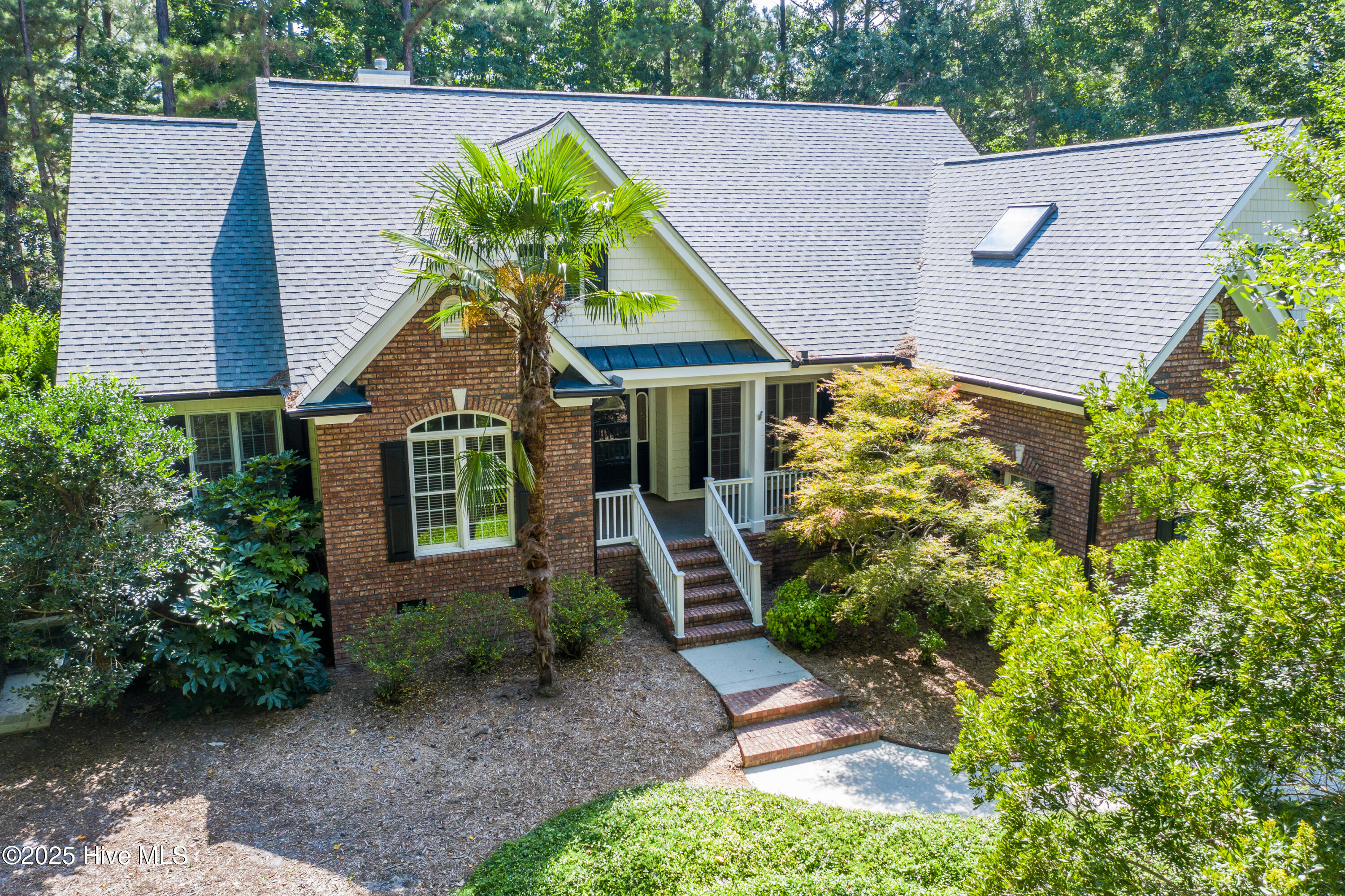 110 E High Bluff Drive Property Photo 1