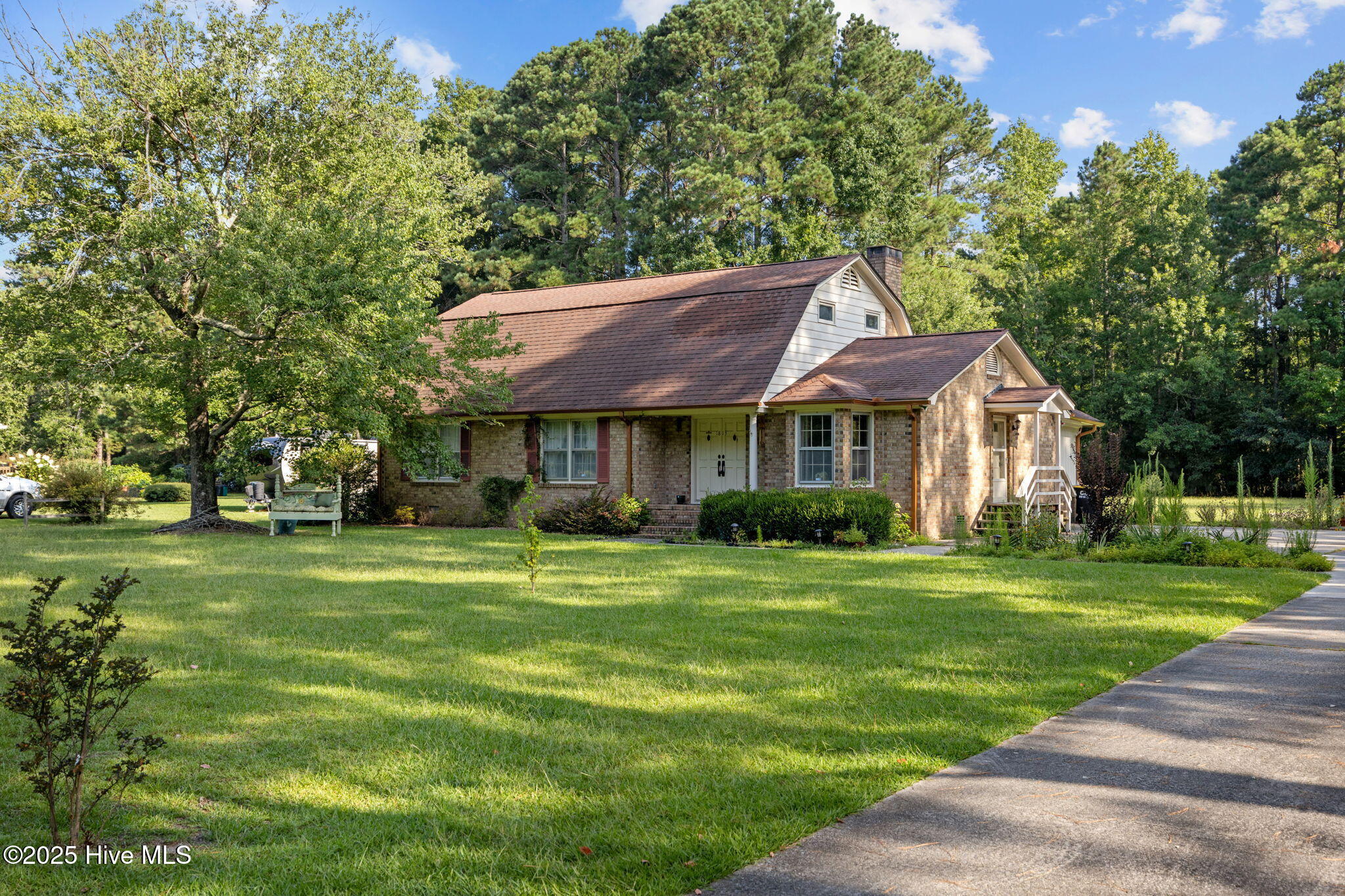 1813 Worthington Road Property Photo 1