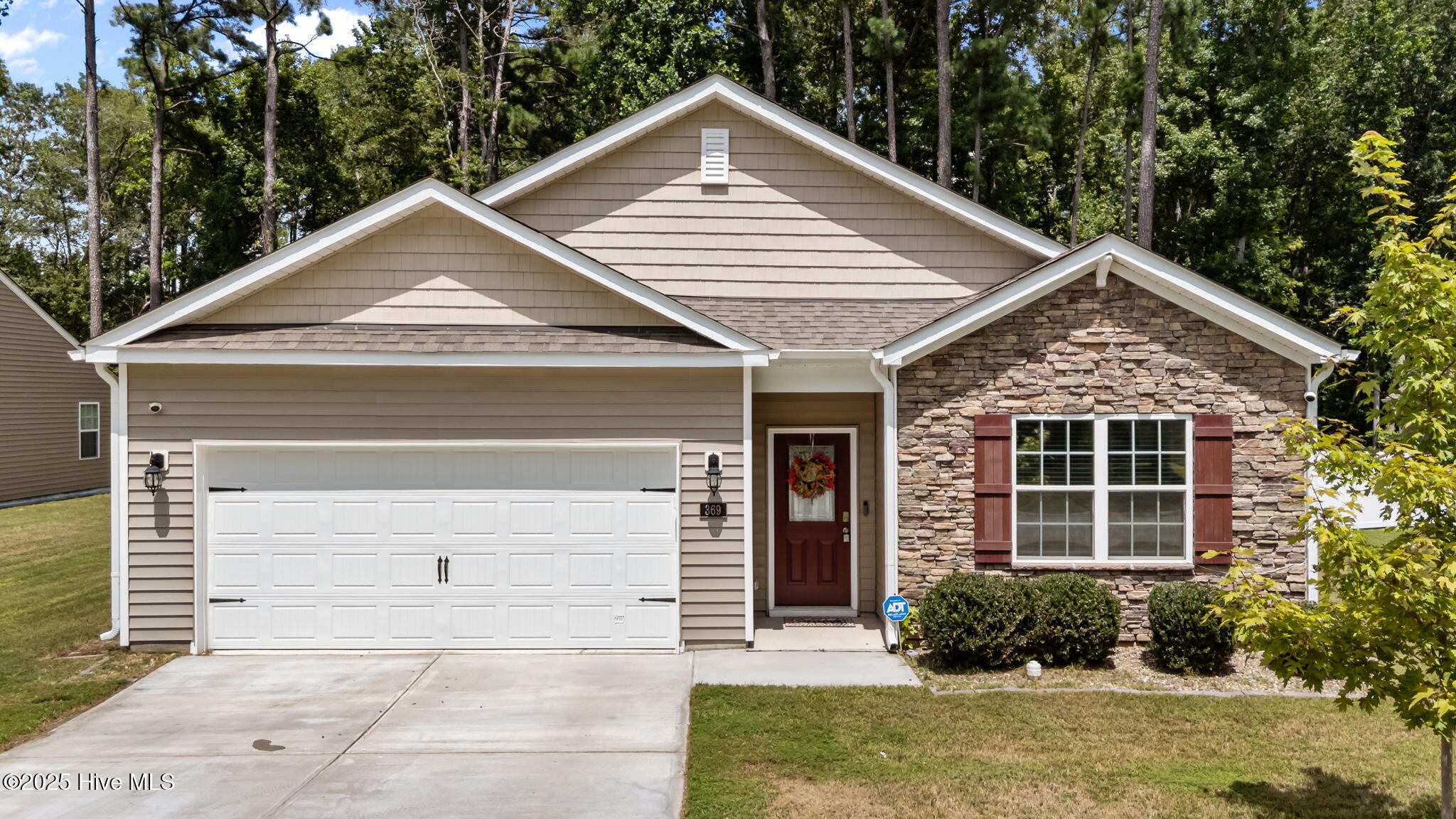 369 Lothian Property Photo 1