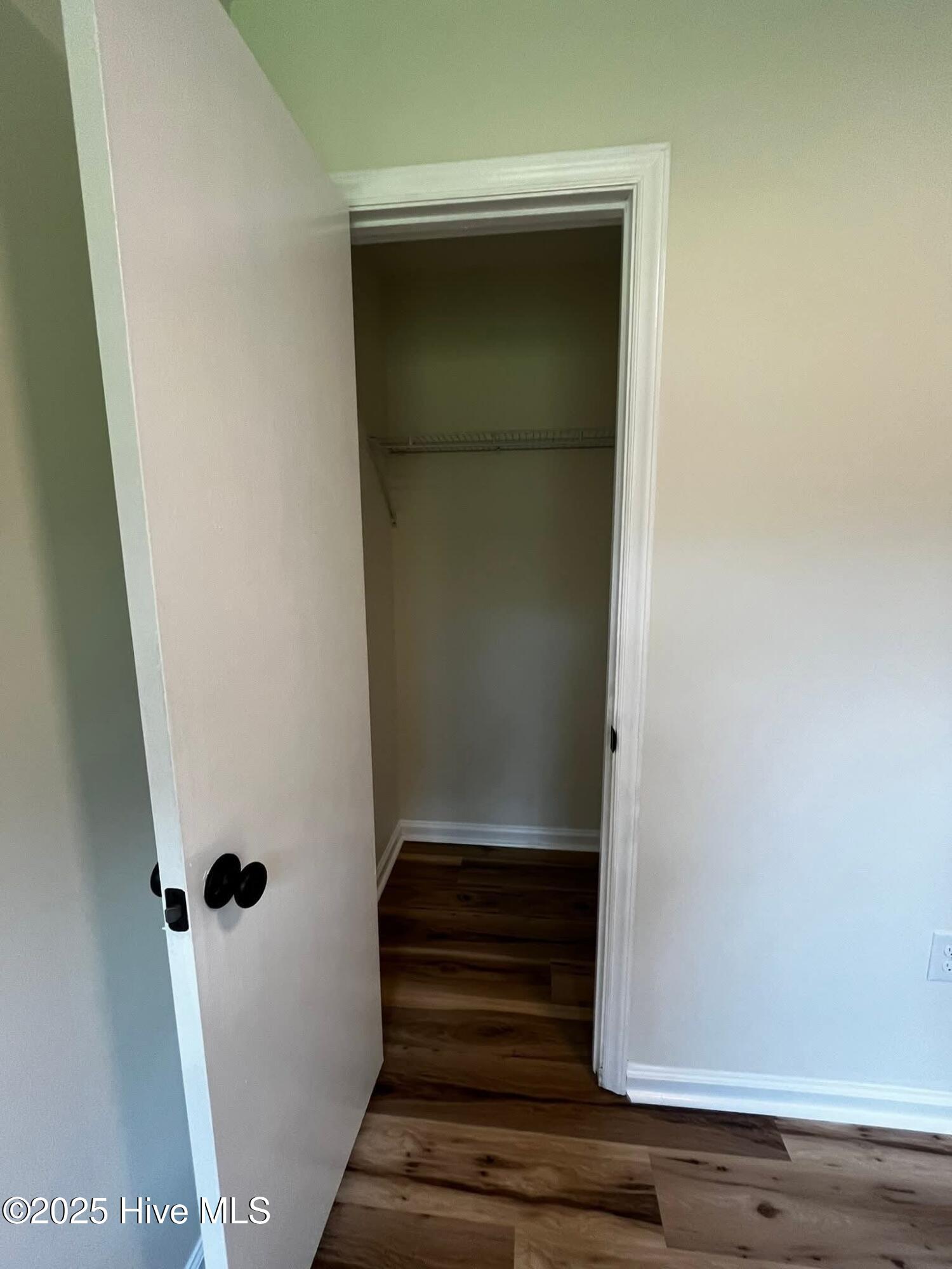 711 Smith Lane Property Photo 12