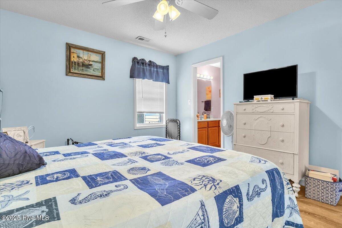 2799 Sea Aire Drive Property Photo 22