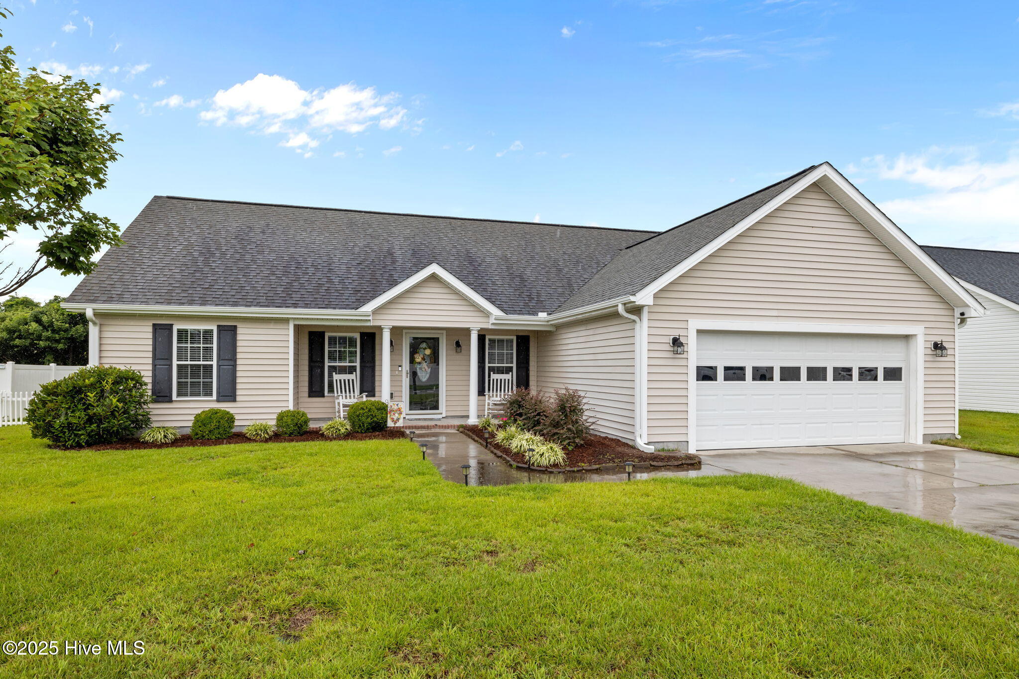 107 Calhoun Street Property Photo 4