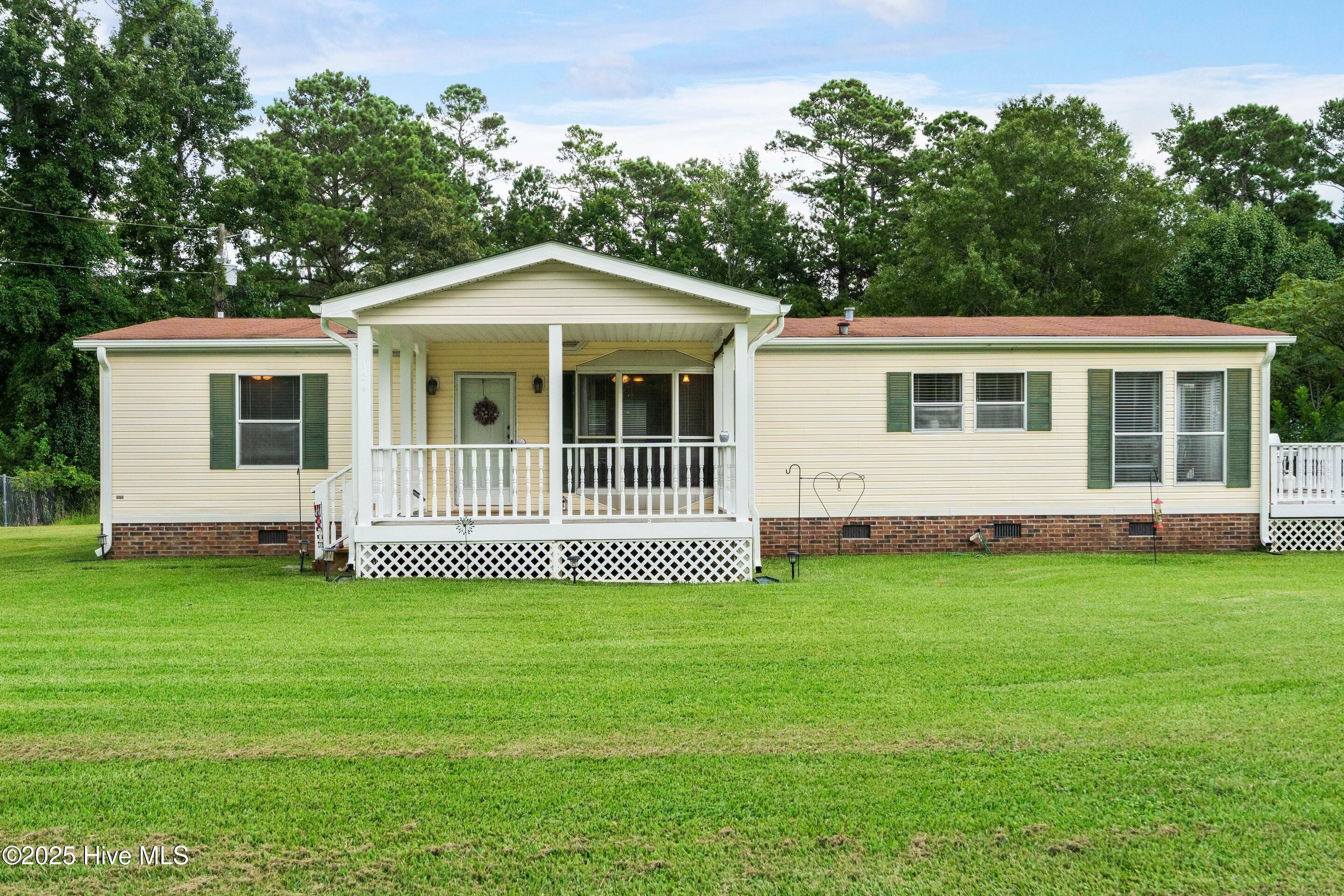 124 Hunter Court Property Photo 1