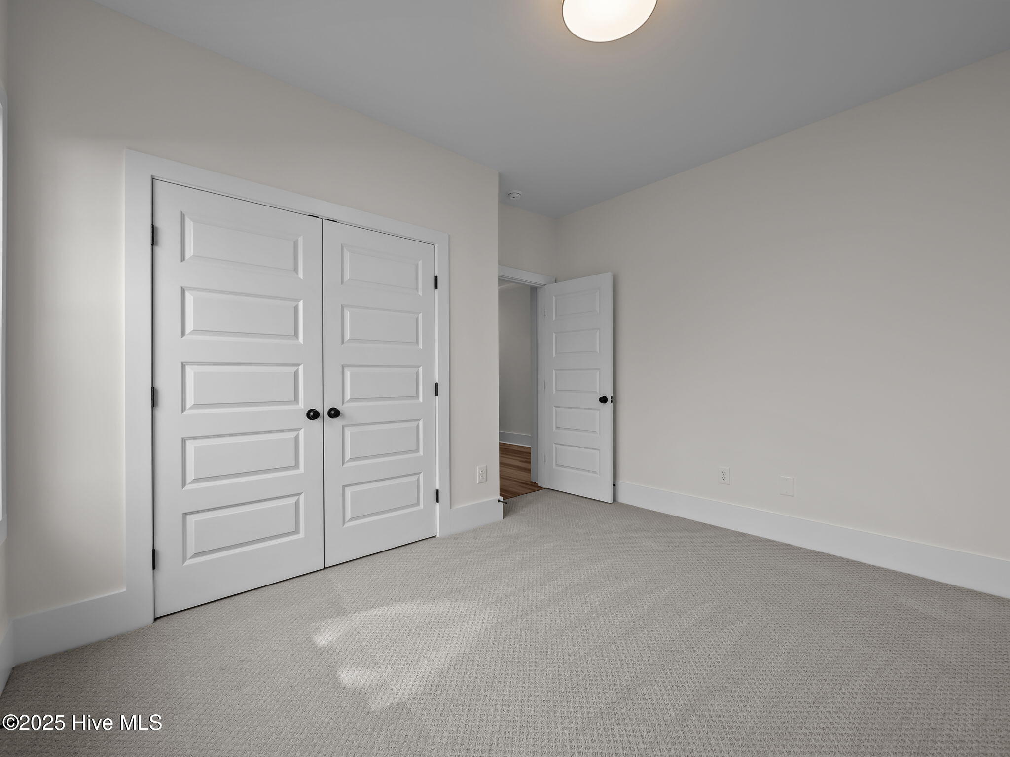 128 Pine View Boulevard Property Photo 18