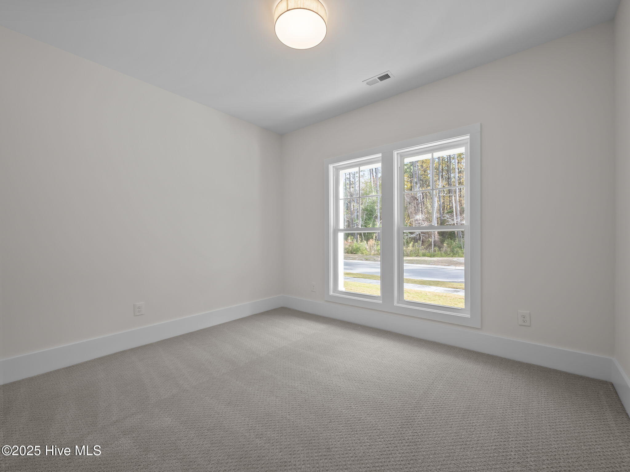 128 Pine View Boulevard Property Photo 20