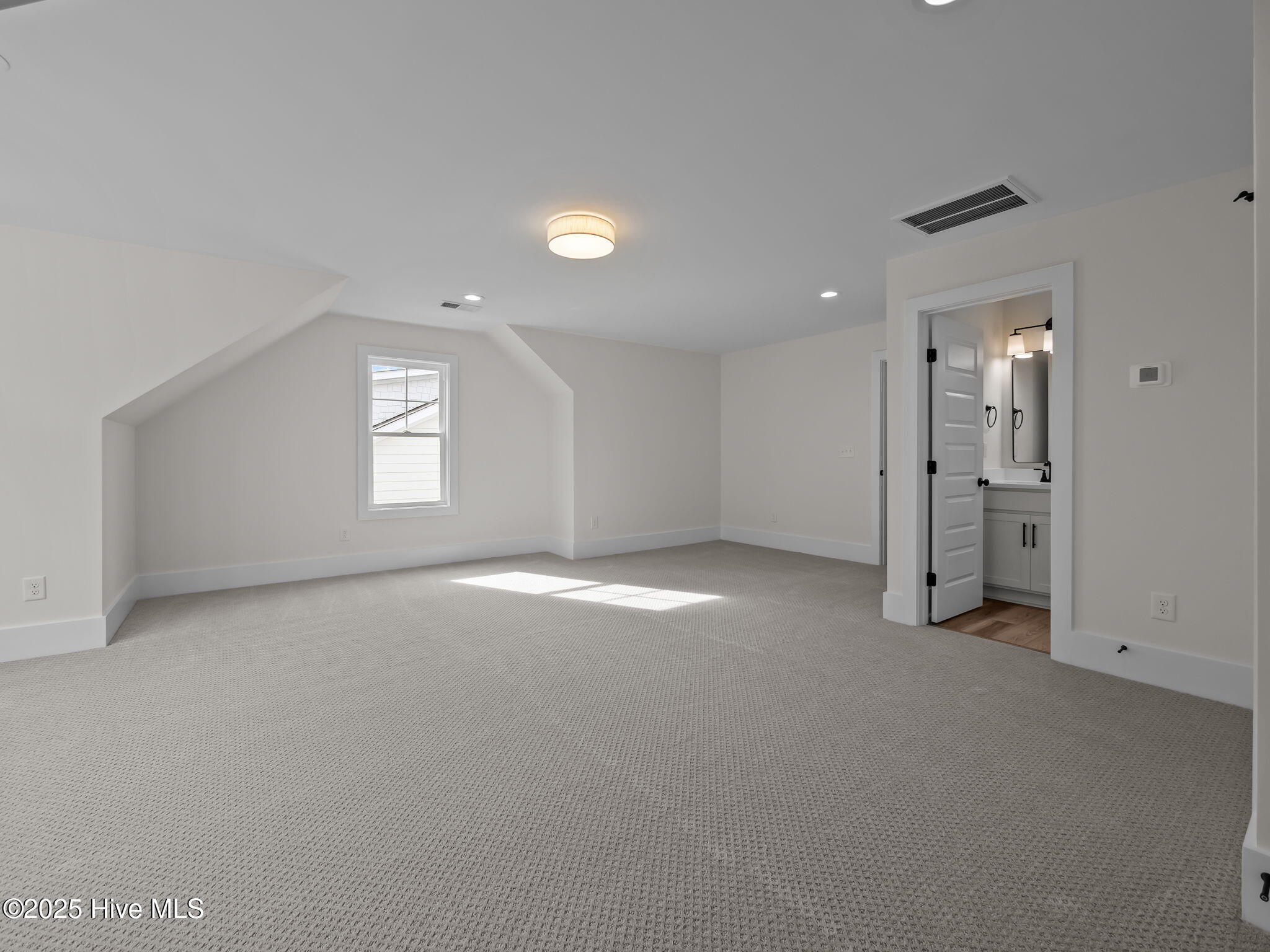 128 Pine View Boulevard Property Photo 23