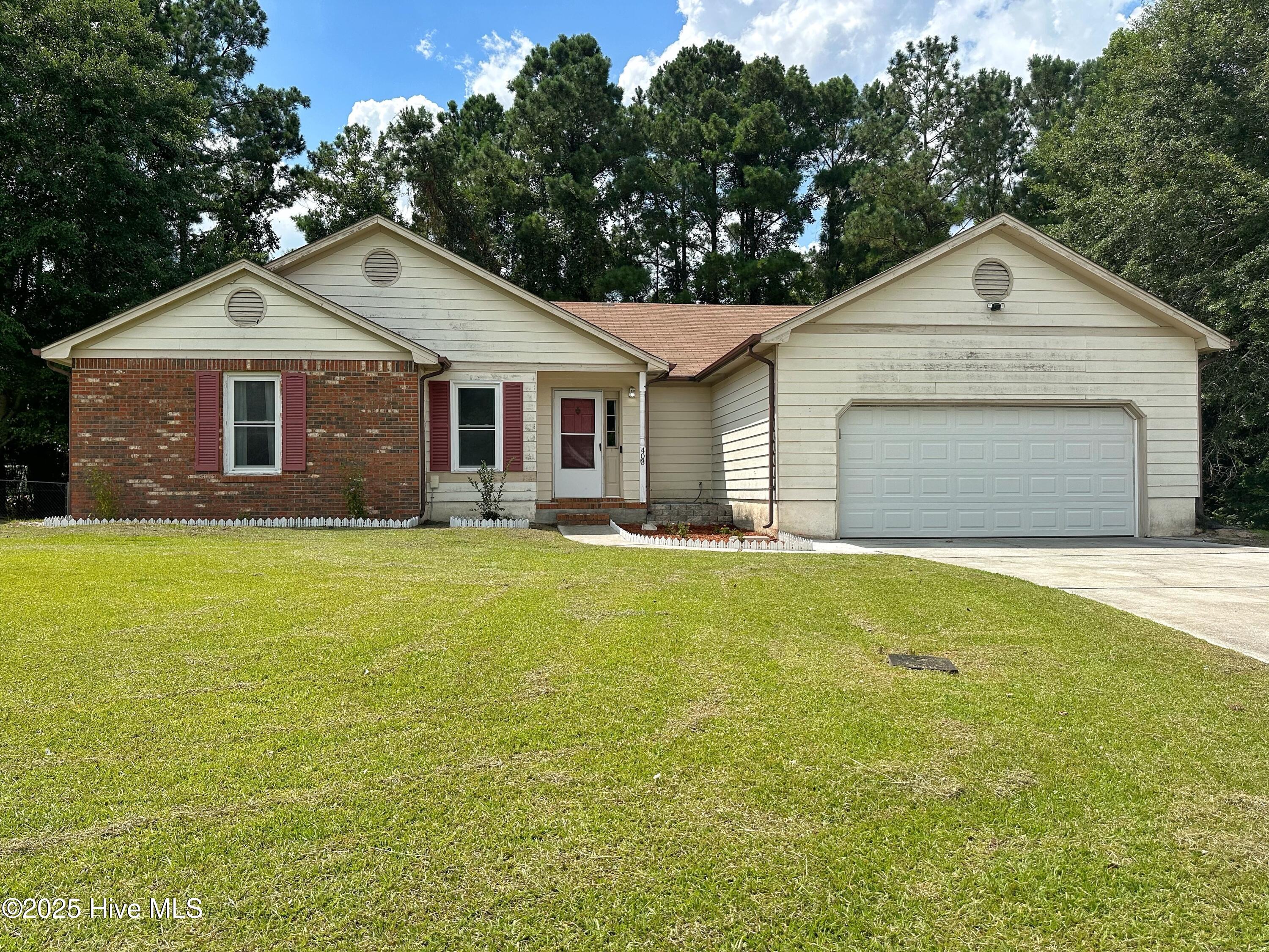 403 Smoke Tree Place Property Photo 1