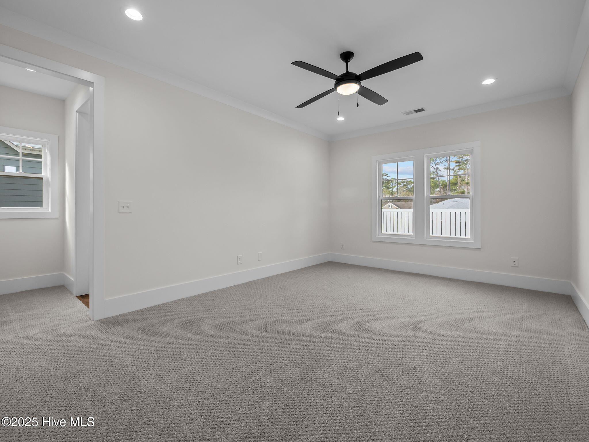 126 Pine View Boulevard Property Photo 11