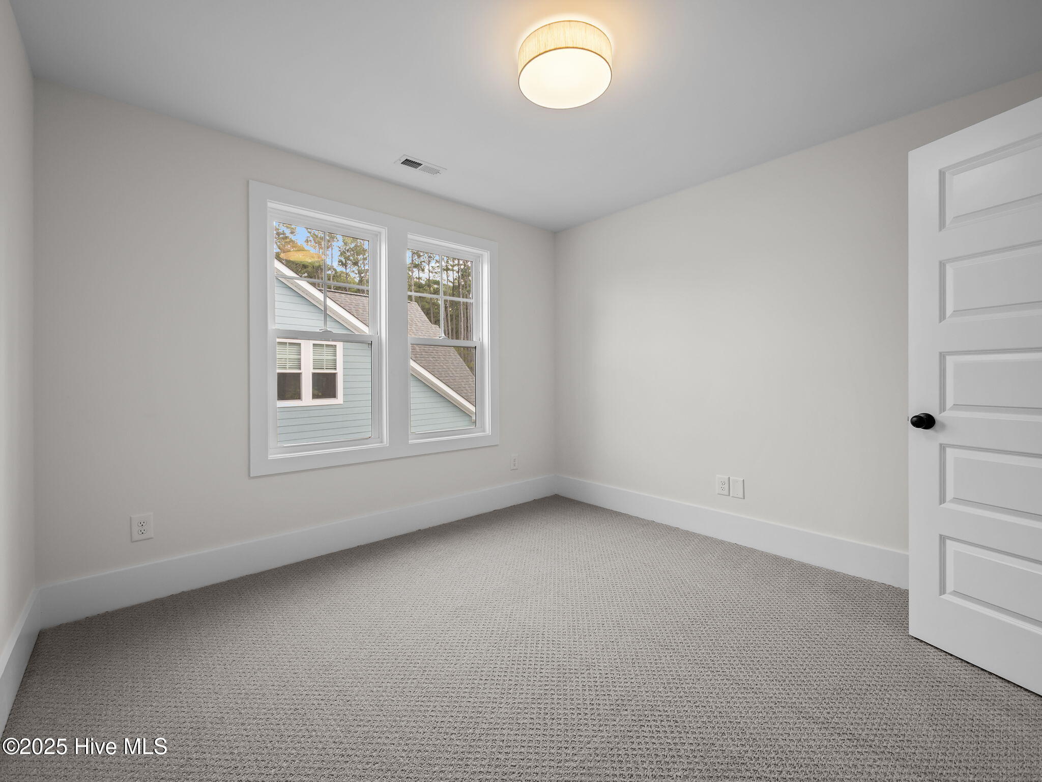 126 Pine View Boulevard Property Photo 23