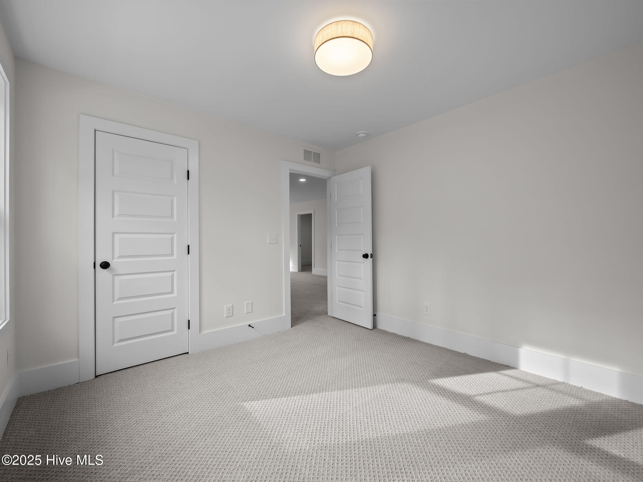 126 Pine View Boulevard Property Photo 26