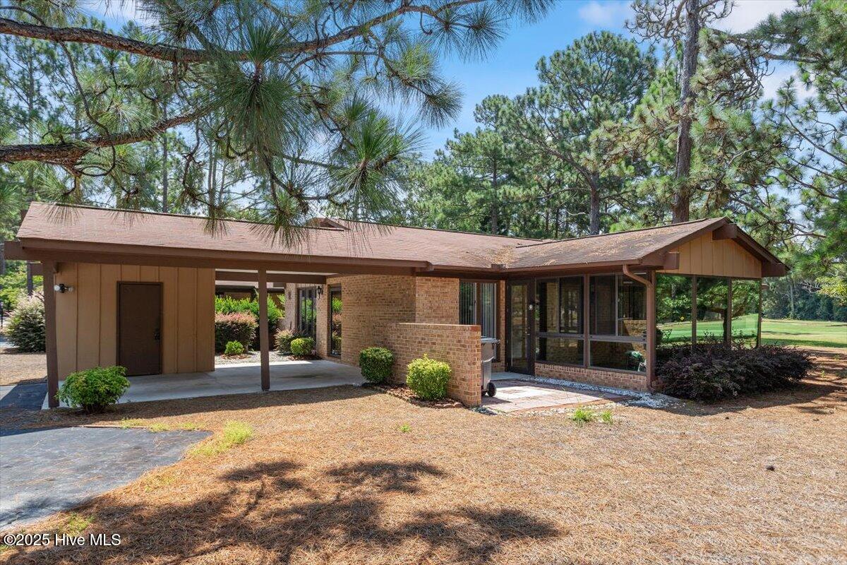 904 Satinwood Court Property Photo 1