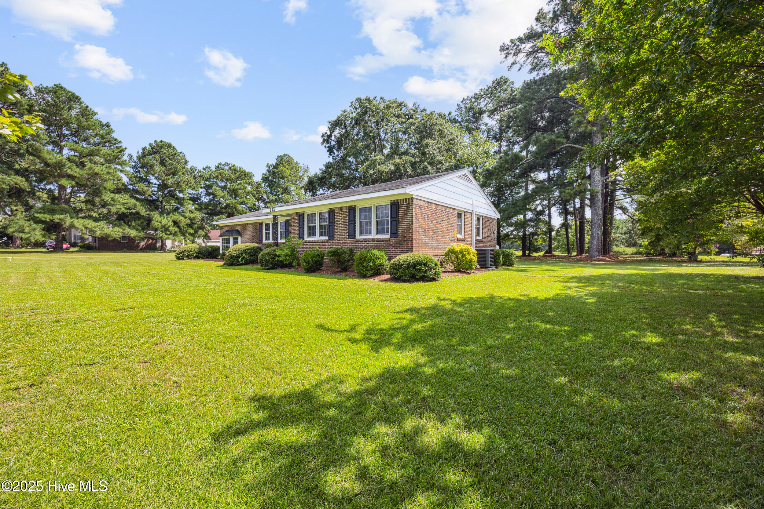 119 Emperor Landing Road