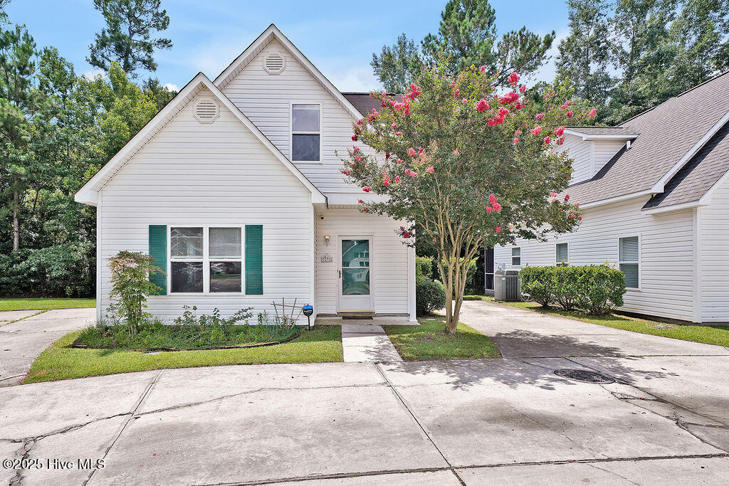 3232 Belmont Circle Property Photo 1