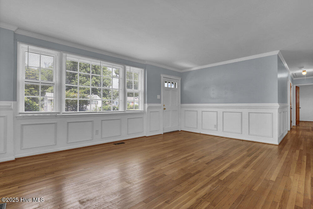 412 Seminole Trail Property Photo 3